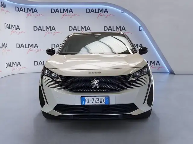 Peugeot 3008 view 8