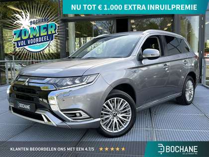 Mitsubishi Outlander 2.4 PHEV Intense | Cruise Control | Navigatie via