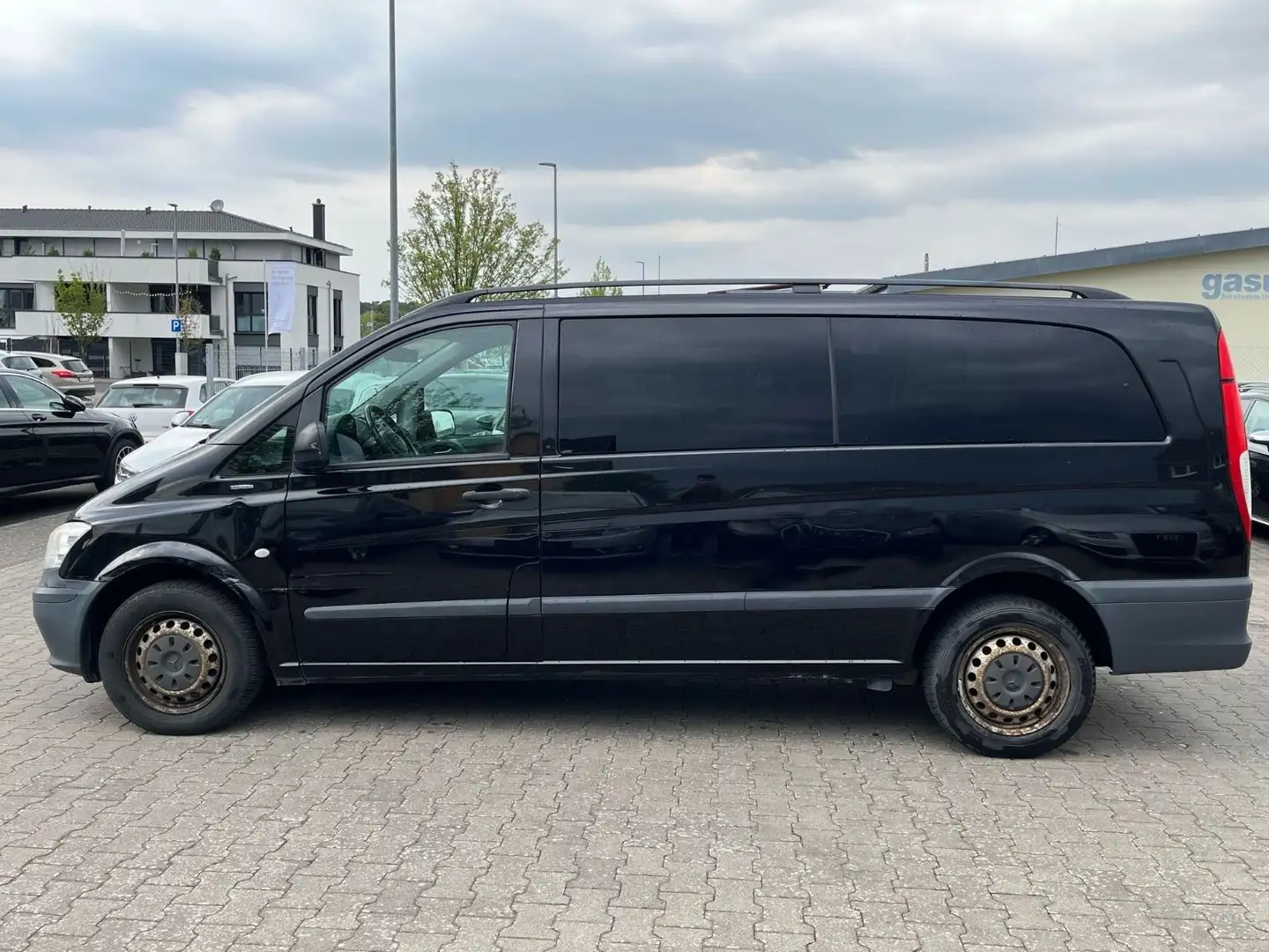 Mercedes-Benz Vito 116 CDI extralang Autom Navi PDC AHK Negru - 1