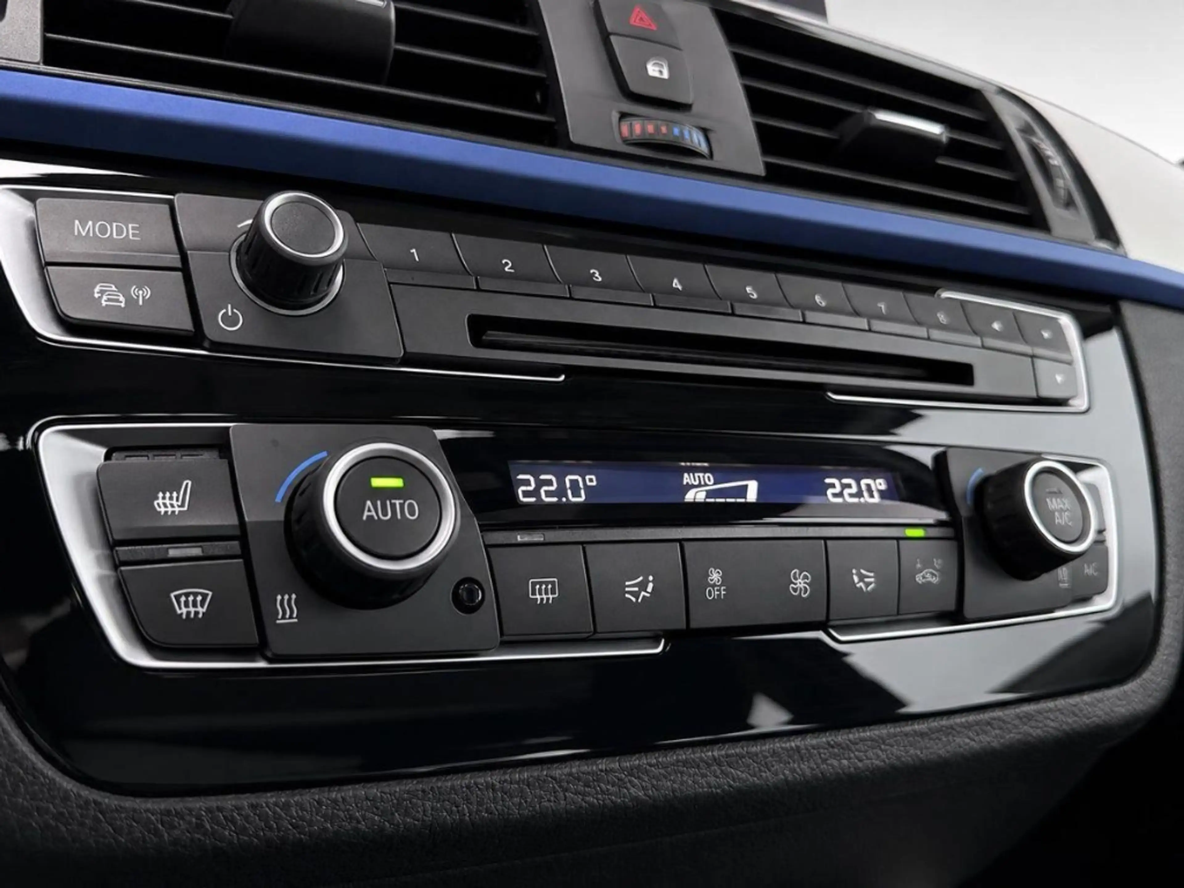BMW 225 Coupe d Coupe M Sport 1. Hand Service gepfl — photo 32