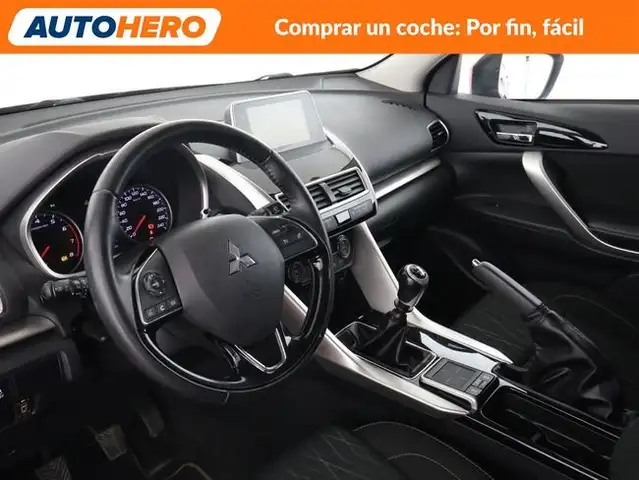 Mitsubishi Eclipse Cross view 12