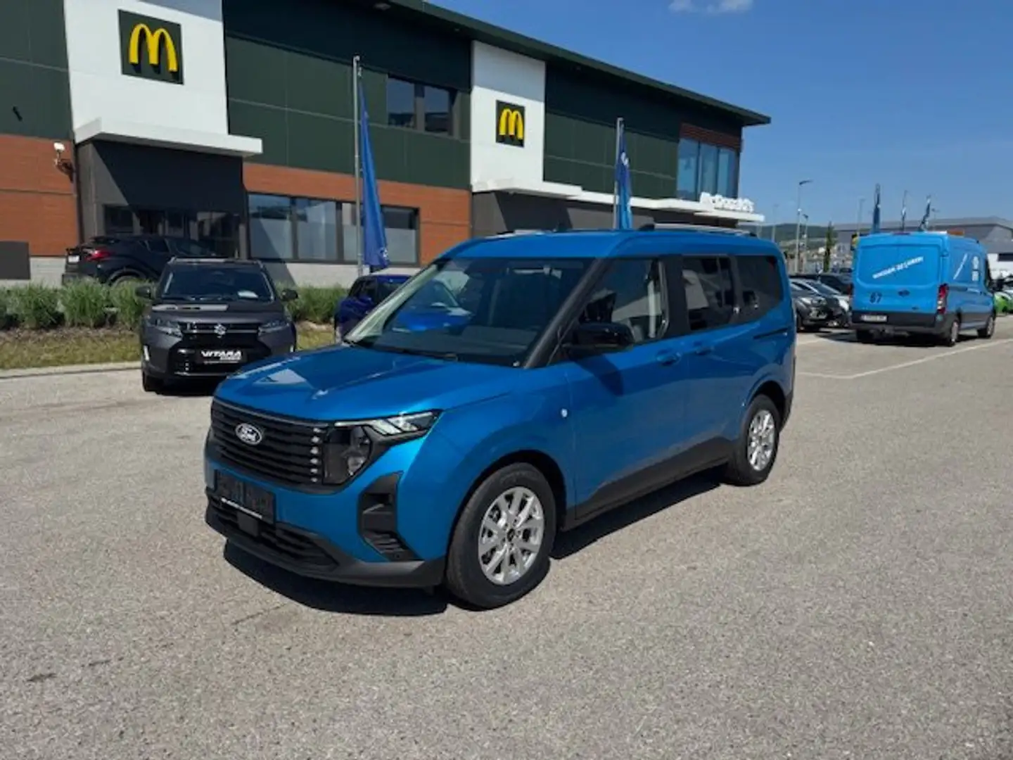 Ford Tourneo Courier Titanium Bleu - 1