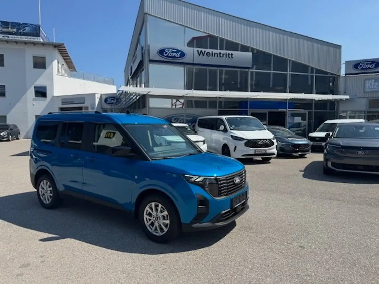 Ford Tourneo Courier Titanium Bleu - 2
