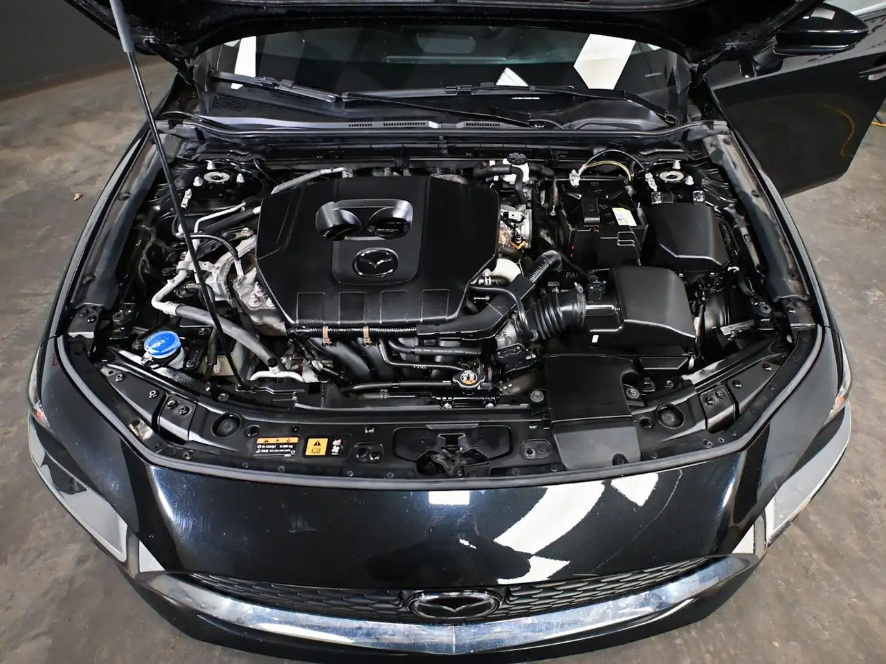 Mazda 3 снимка Mazda 3