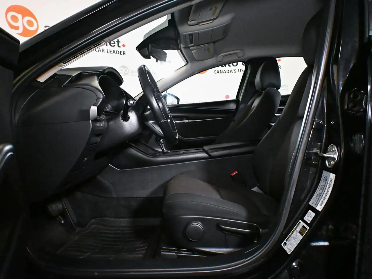 Mazda 3 снимка Mazda 3
