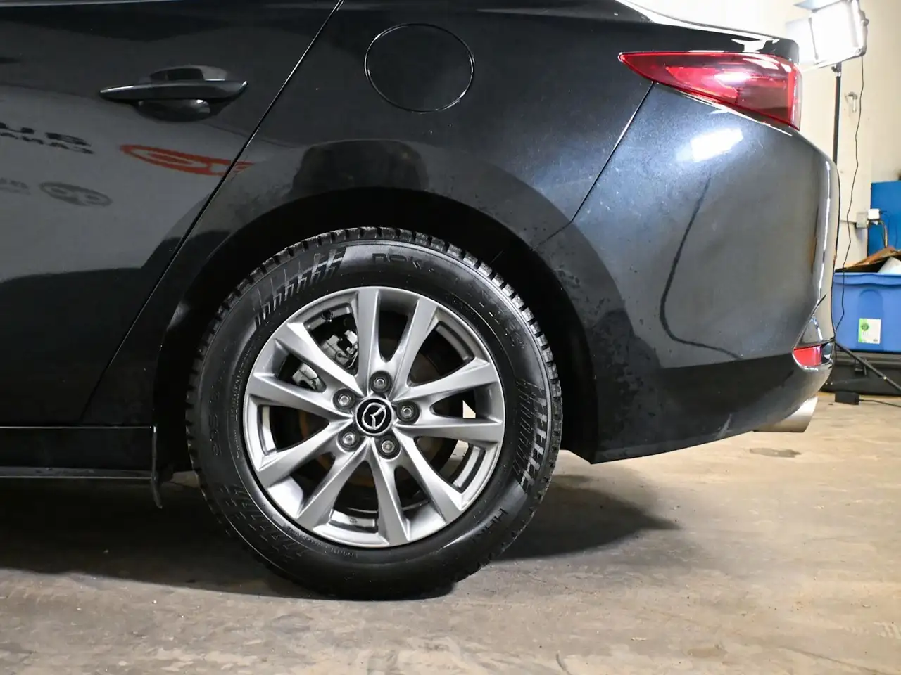 Mazda 3 снимка Mazda 3