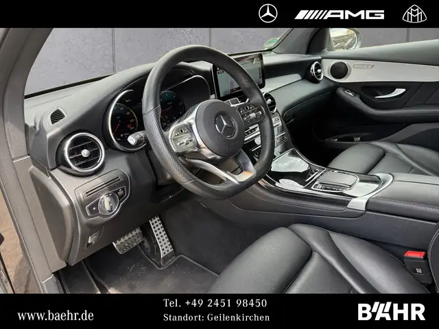 Mercedes-Benz 300 view 11