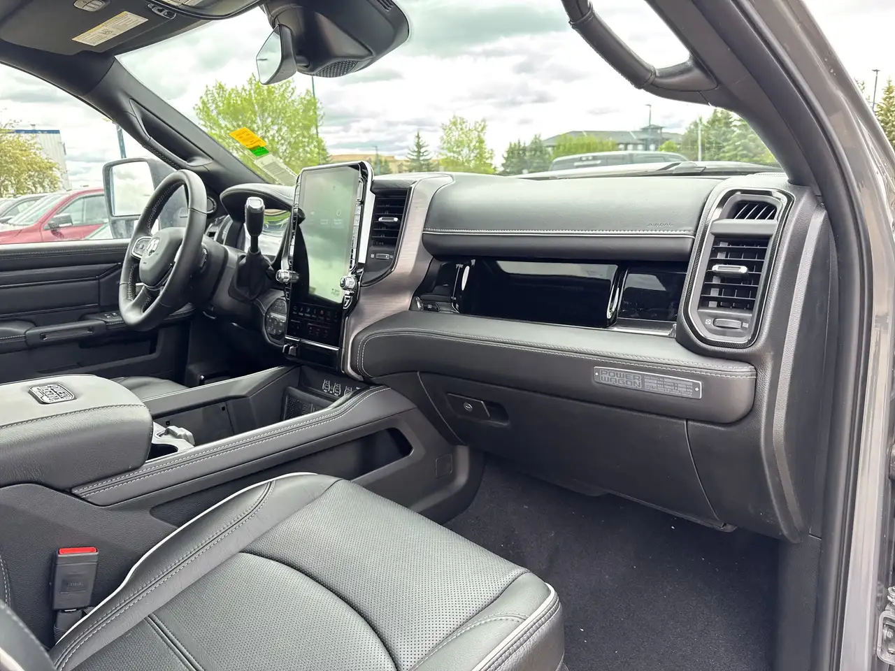RAM 2500 снимка RAM 2500