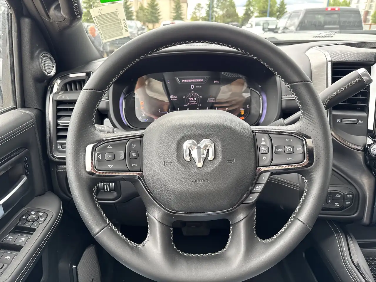 RAM 2500 снимка RAM 2500
