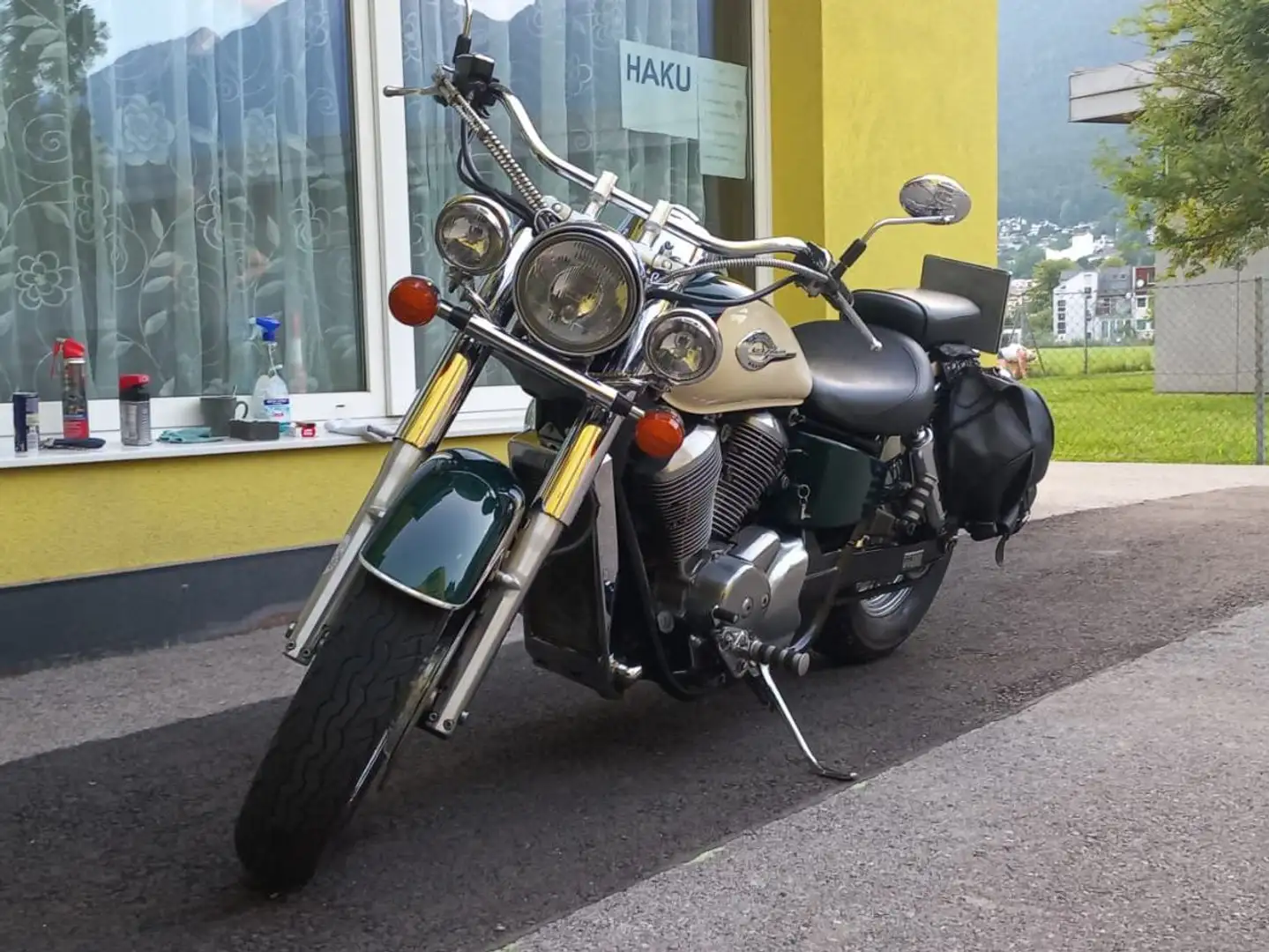 Honda Shadow 750 Vert - 1