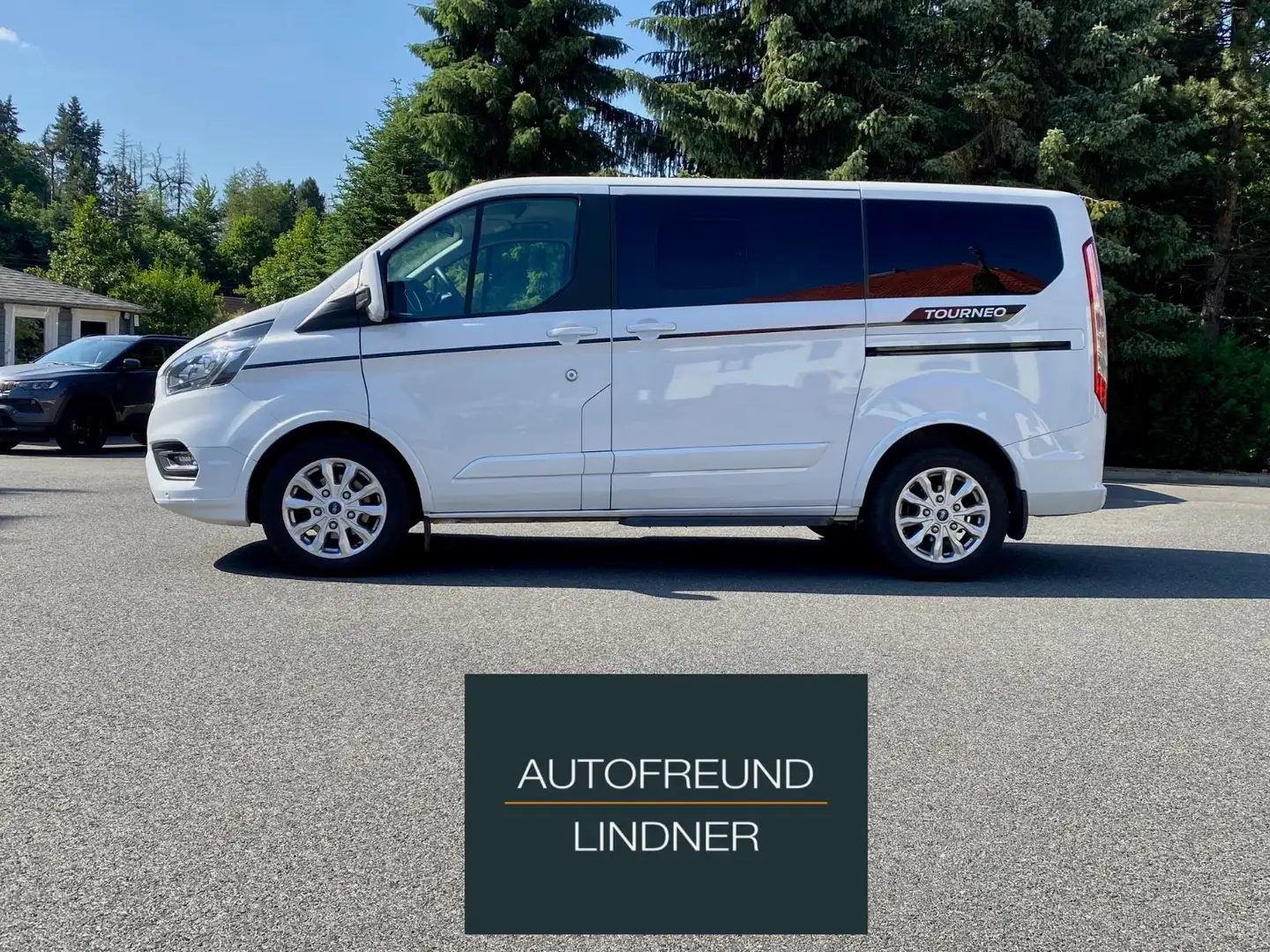 Ford Tourneo Custom Titanium X L1*8-Sitzer*8-fach ber Bianco - 2
