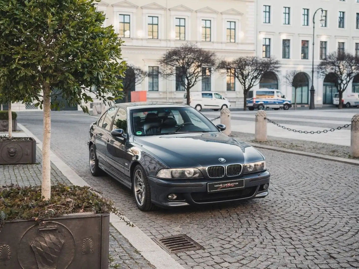 BMW M5 (Scheckheftgepflegt, Eisenmann Abgasanlage) Gris - 1