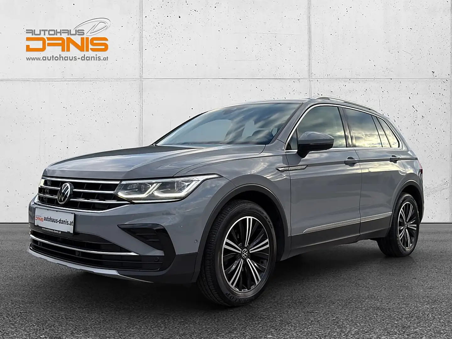 Volkswagen Tiguan 2,0 TDI Elegance DSG HUD/AHV/NAVI/LED Grau - 2