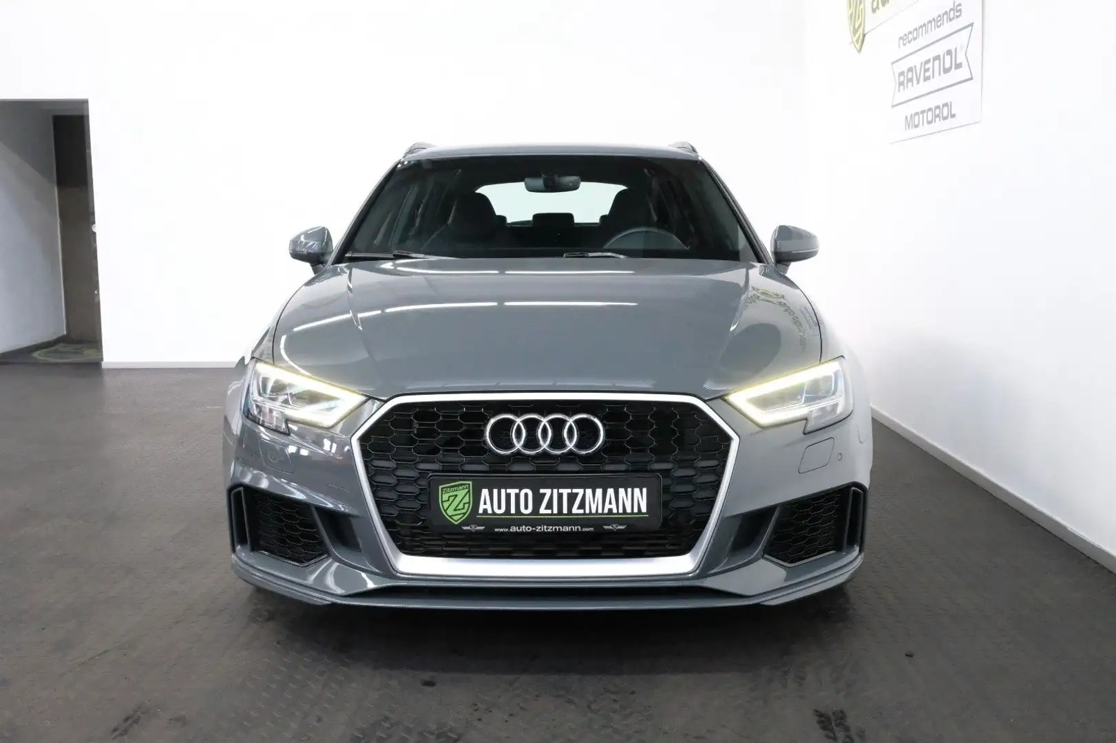 Audi RS3 |B&O|280KM/H|MATRIX|SPORTABGAS|RS-SPORTSITZE Grau - 2