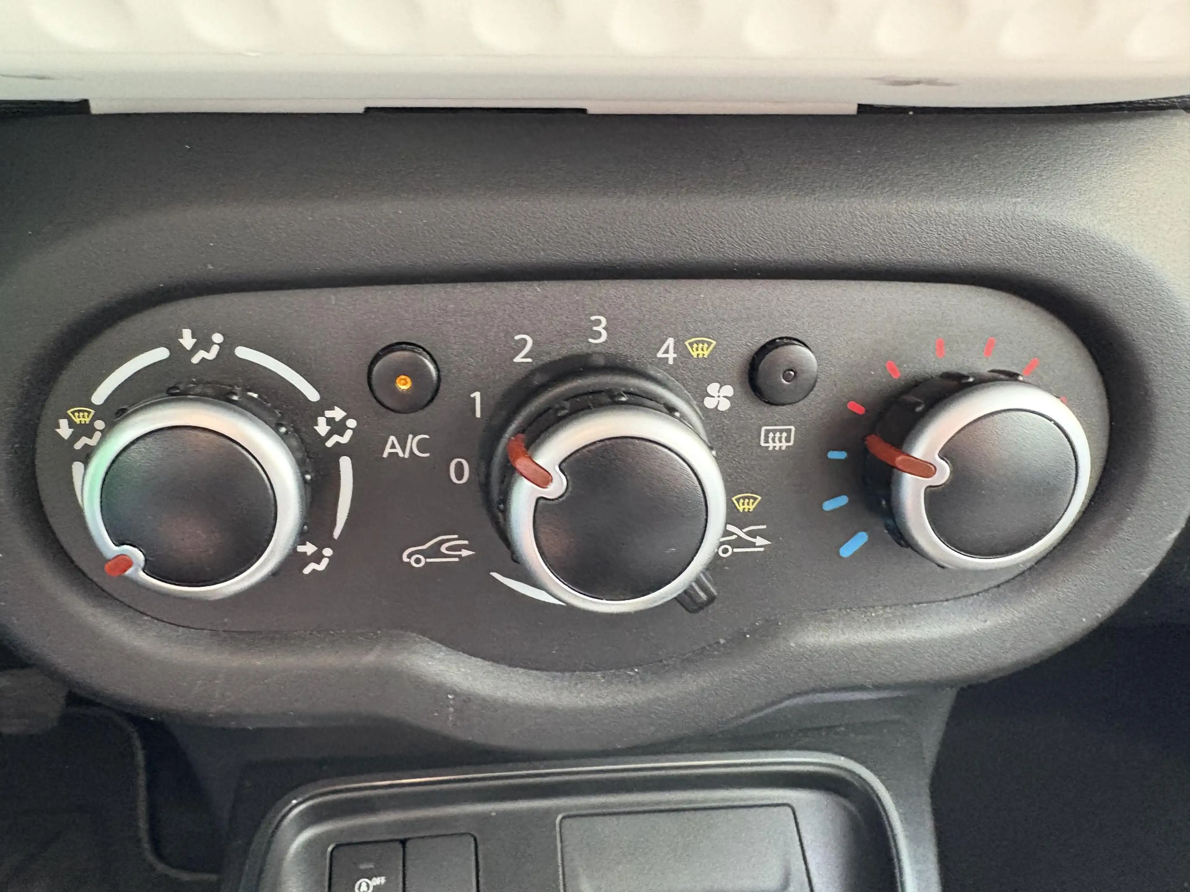 Renault Twingo 1.0 SCe Collection | NAP | Cruise Control | Airco — photo 25