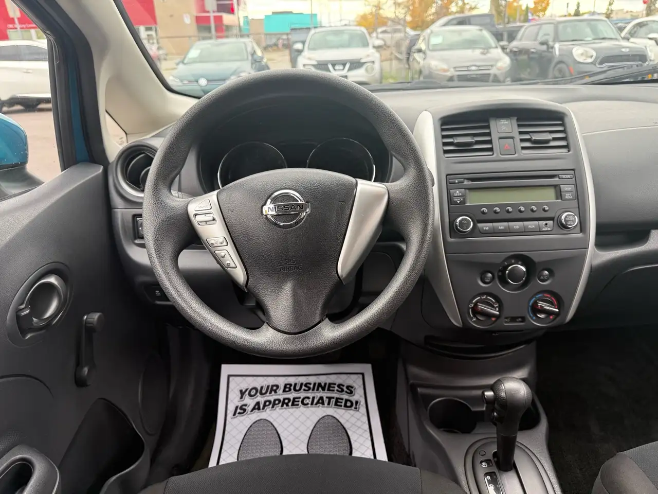 Nissan Note снимка Nissan Note