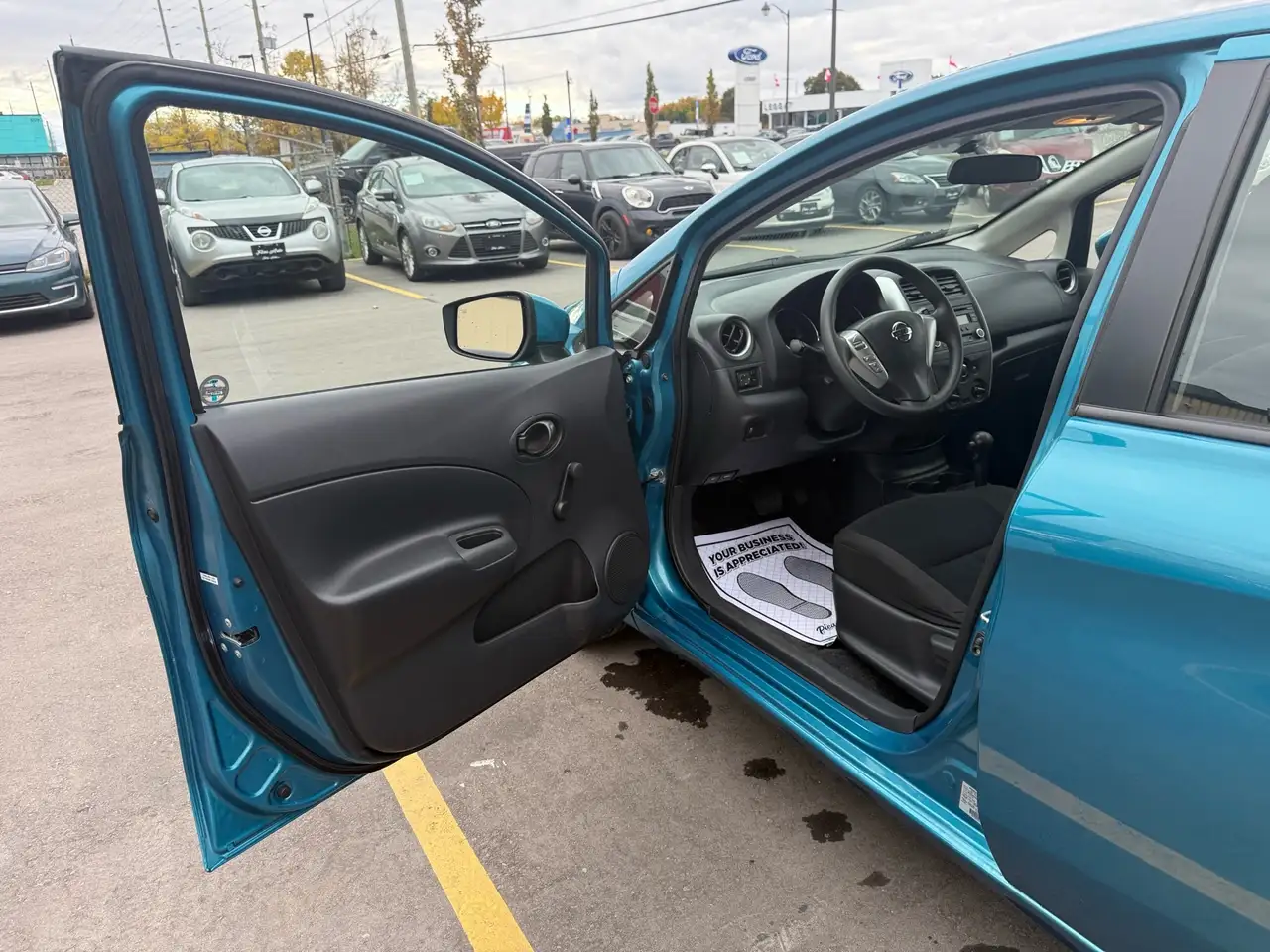 Nissan Note снимка Nissan Note