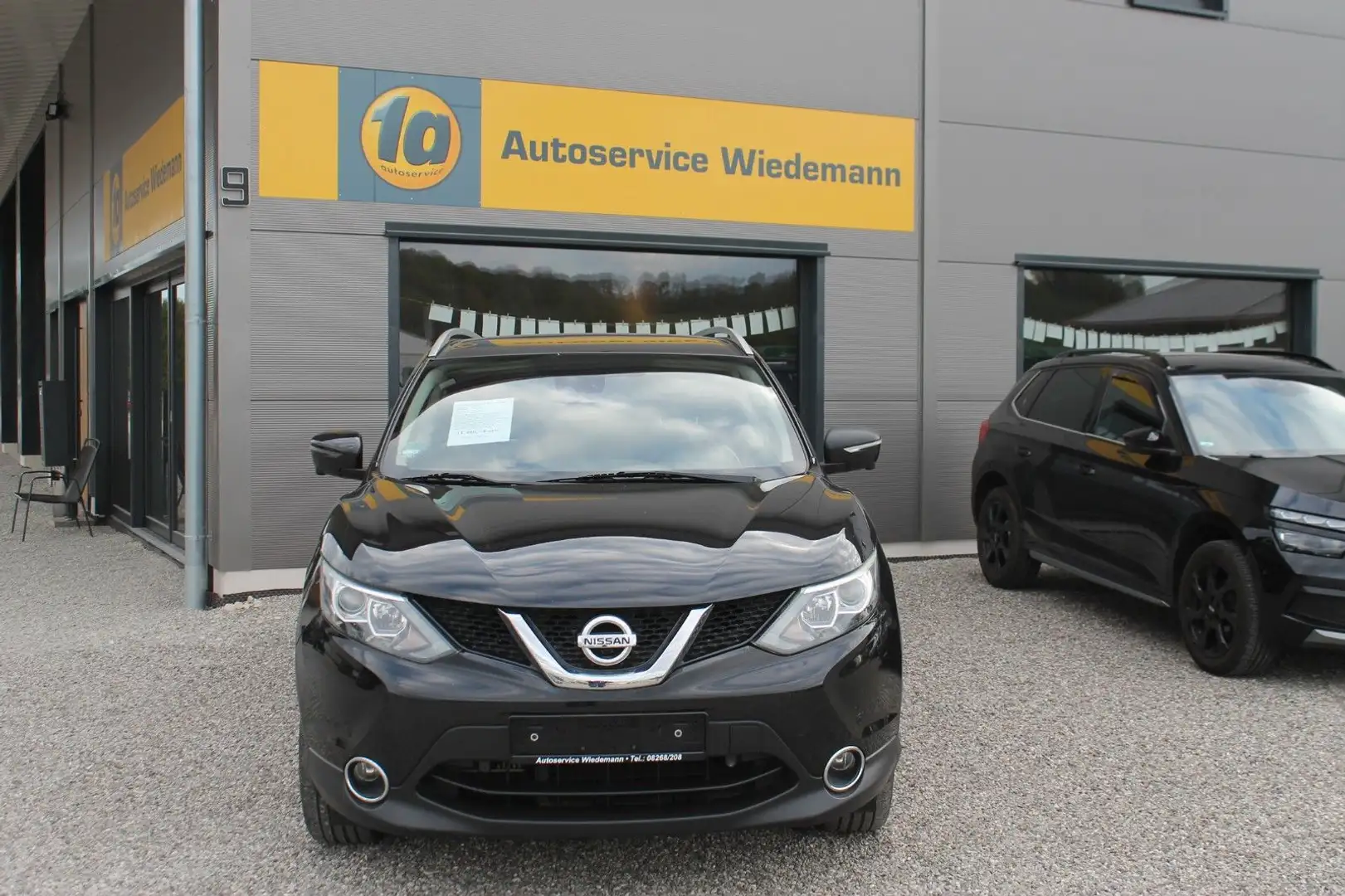 Nissan Qashqai 1.6 dCi DPF  4x4 Schwarz - 1