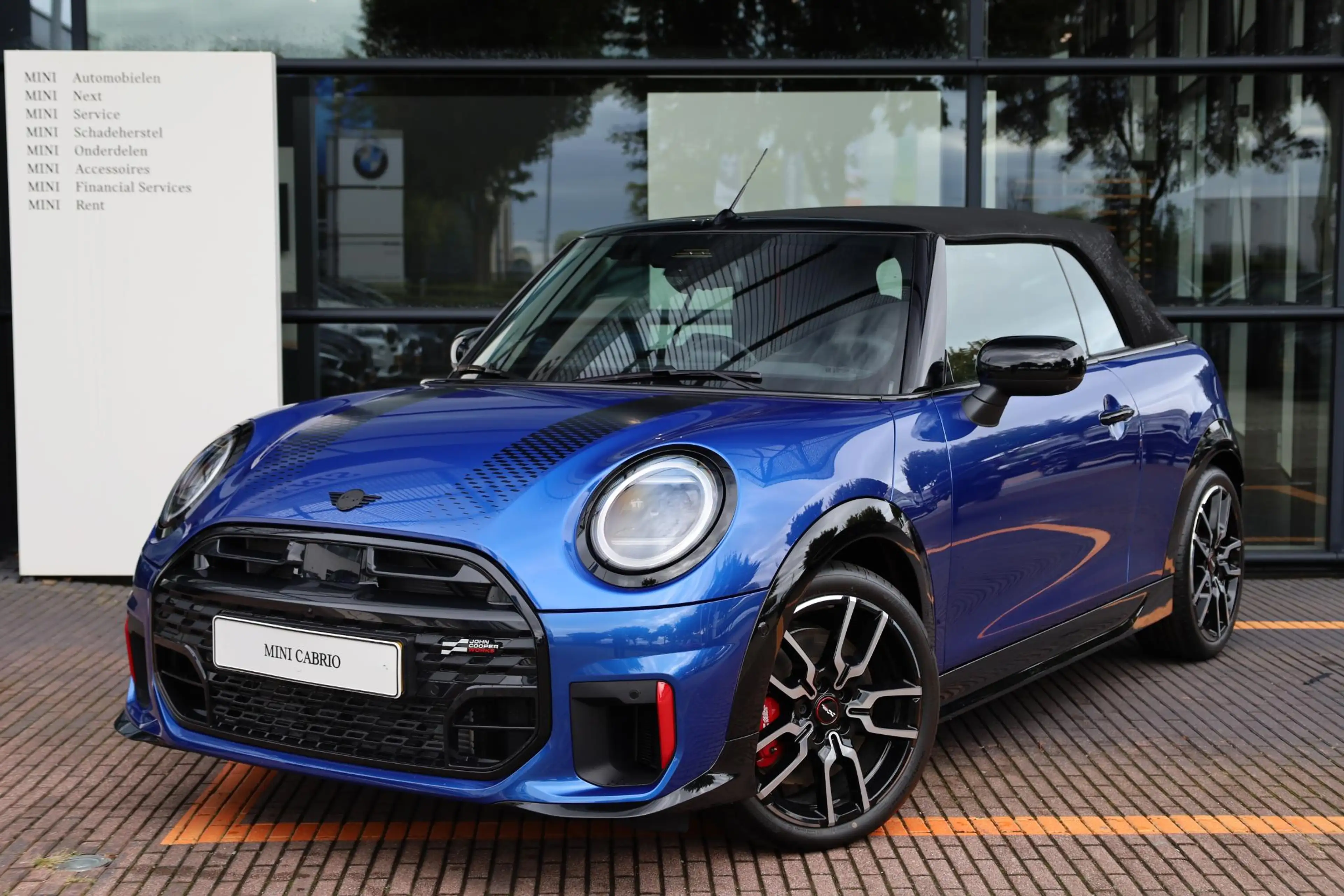 MINI John Cooper Works Cabrio 2.0 XL — photo 3