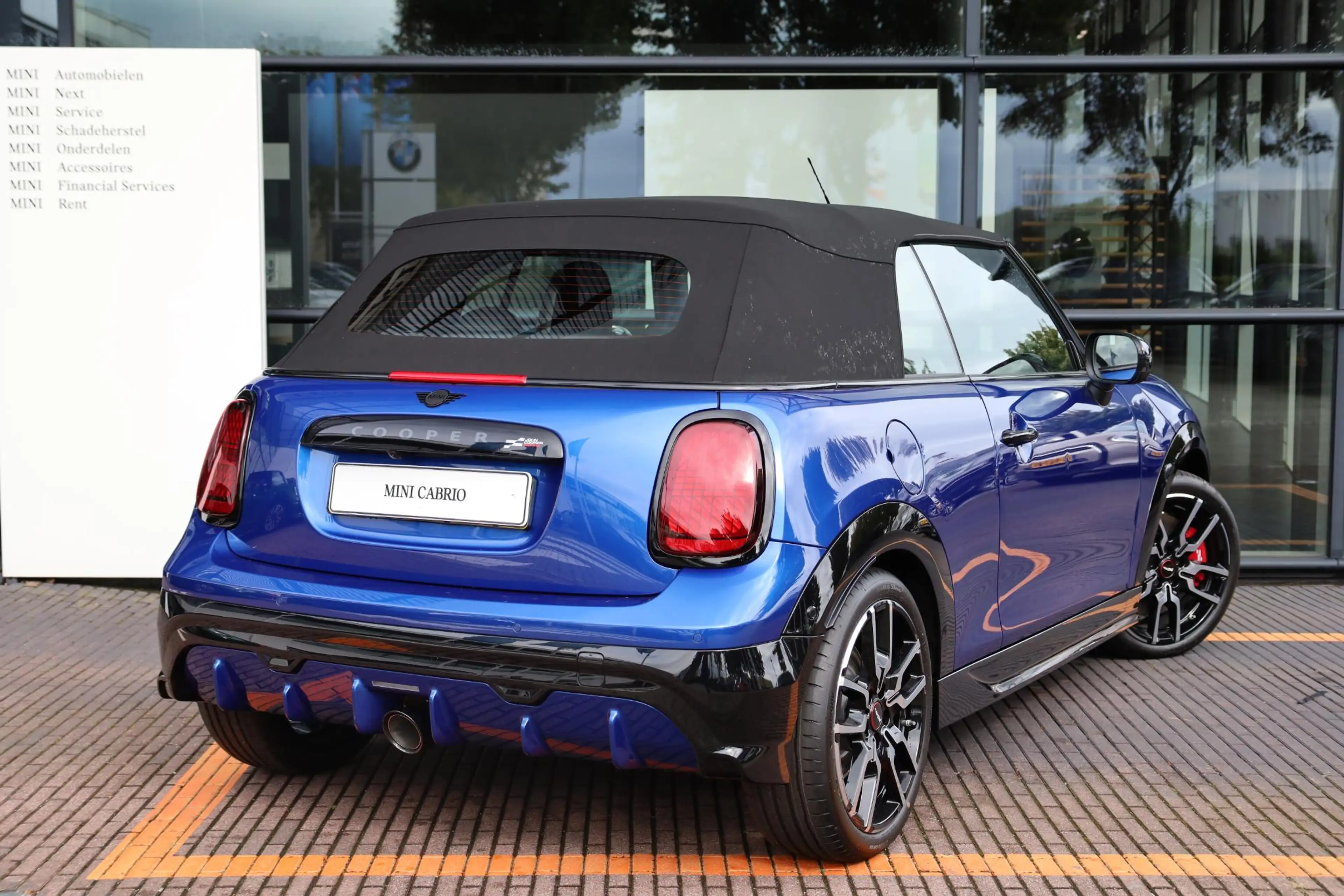 MINI John Cooper Works Cabrio 2.0 XL — photo 4