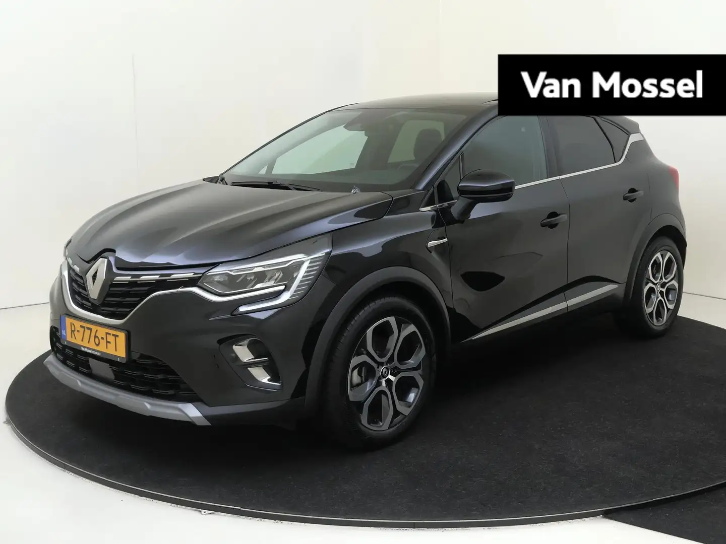 Renault Captur 1.6 E-Tech Hybrid 145 Intens | Panorama dak / Navi Zwart - 1