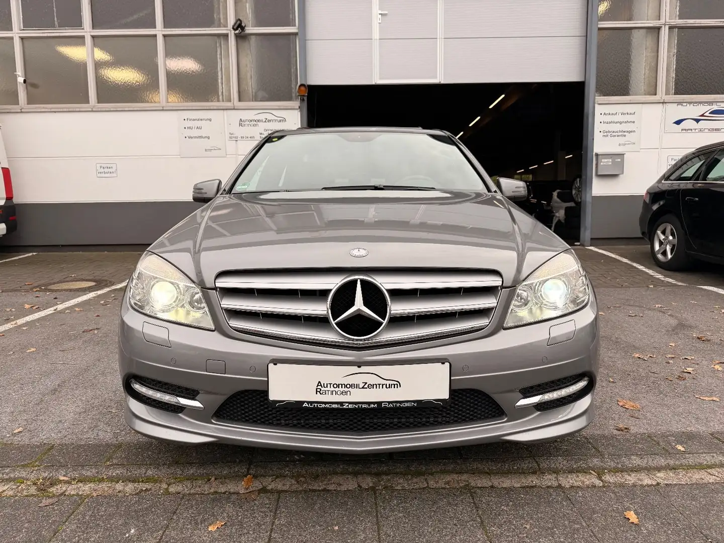 Mercedes-Benz C 350 CGI Lim. AMG Line*LEDER*COMAND*XEN*SDACH* Plateado - 2