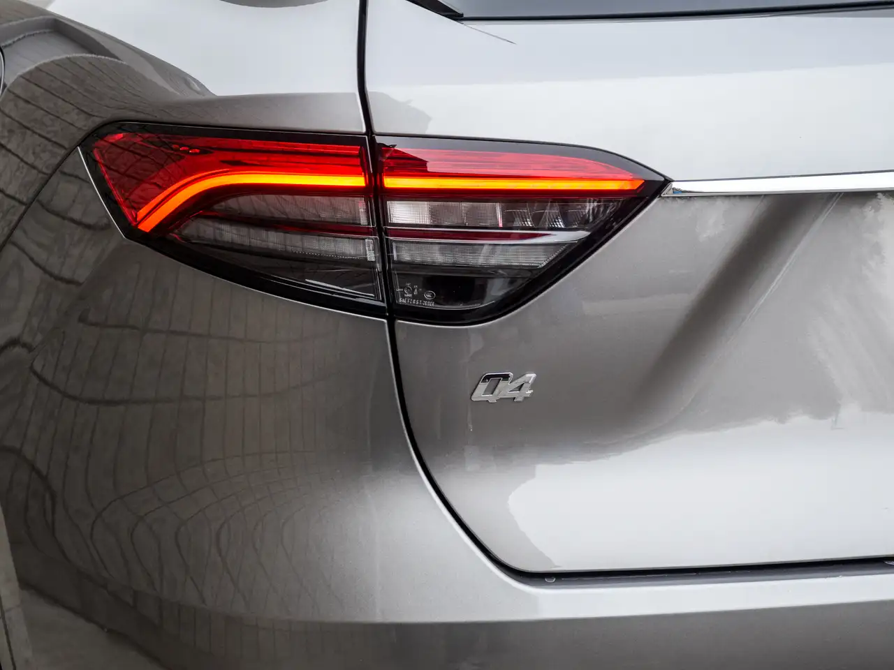 Maserati Levante снимка Maserati Levante