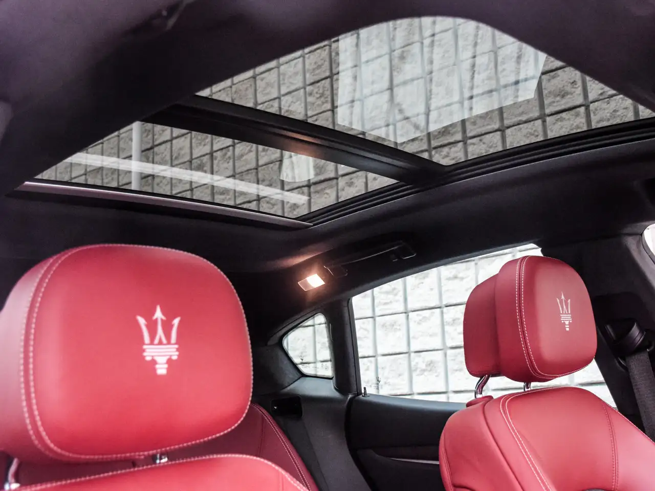Maserati Levante снимка Maserati Levante