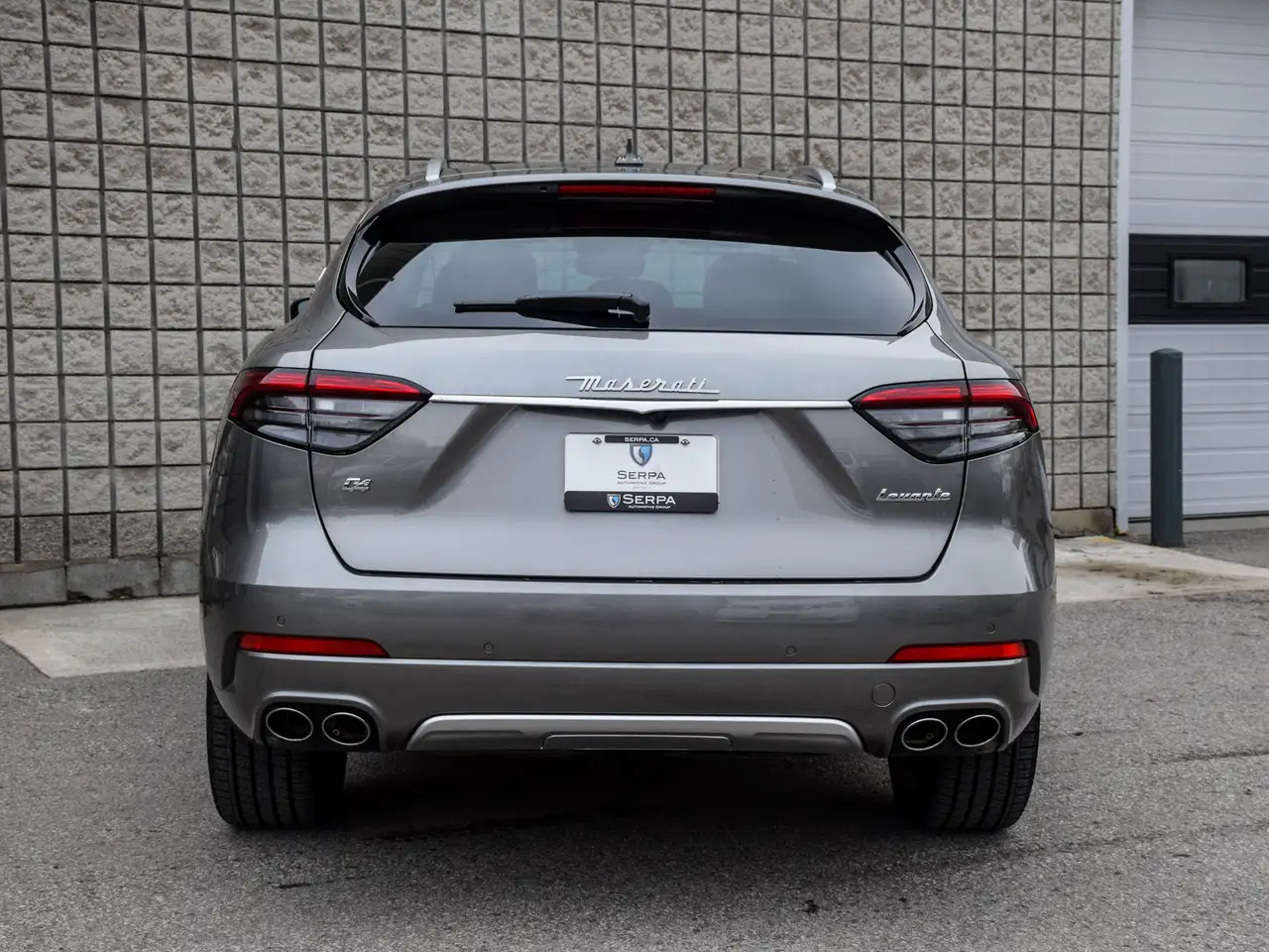 Maserati Levante снимка Maserati Levante