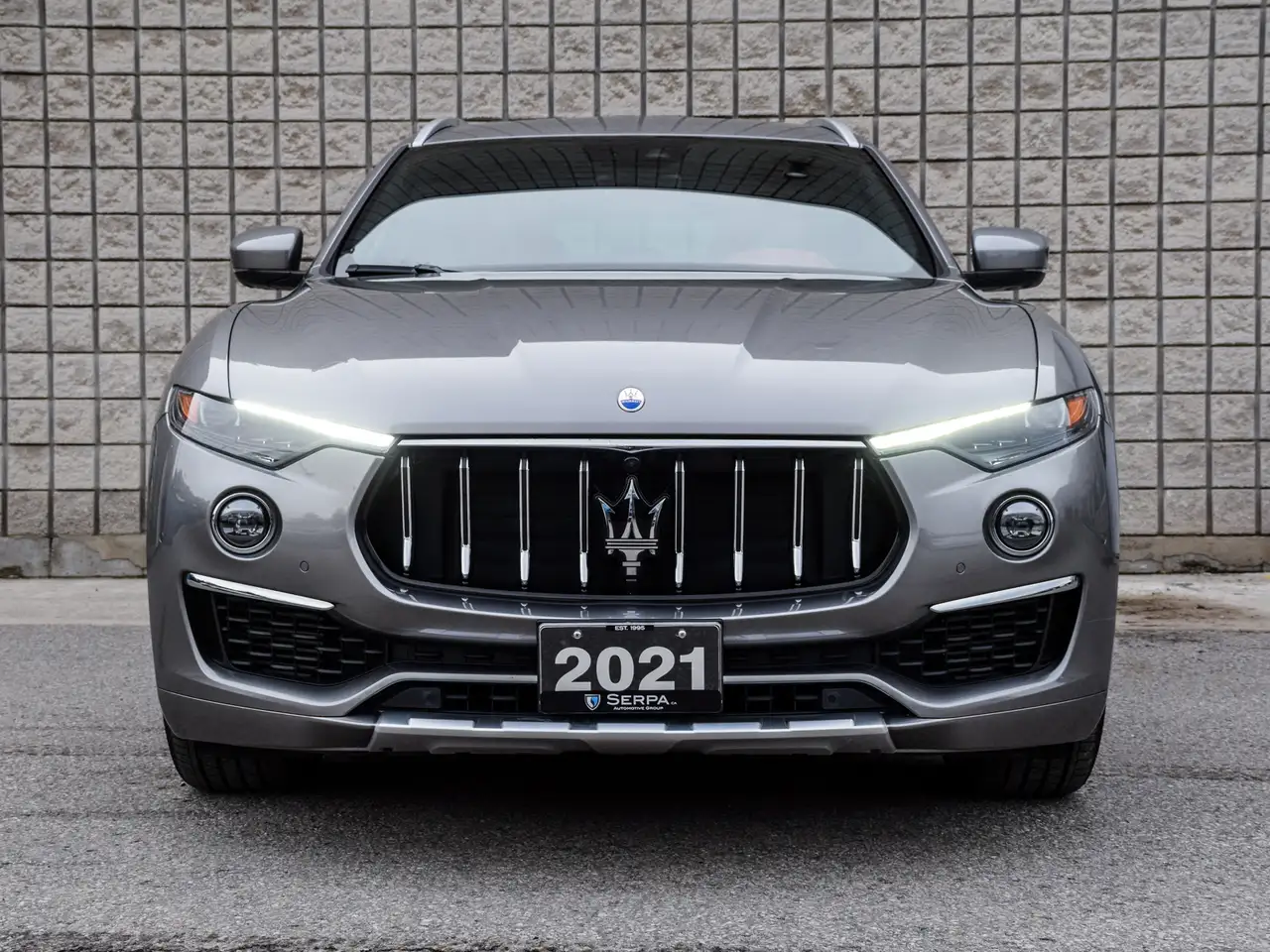 Maserati Levante снимка Maserati Levante