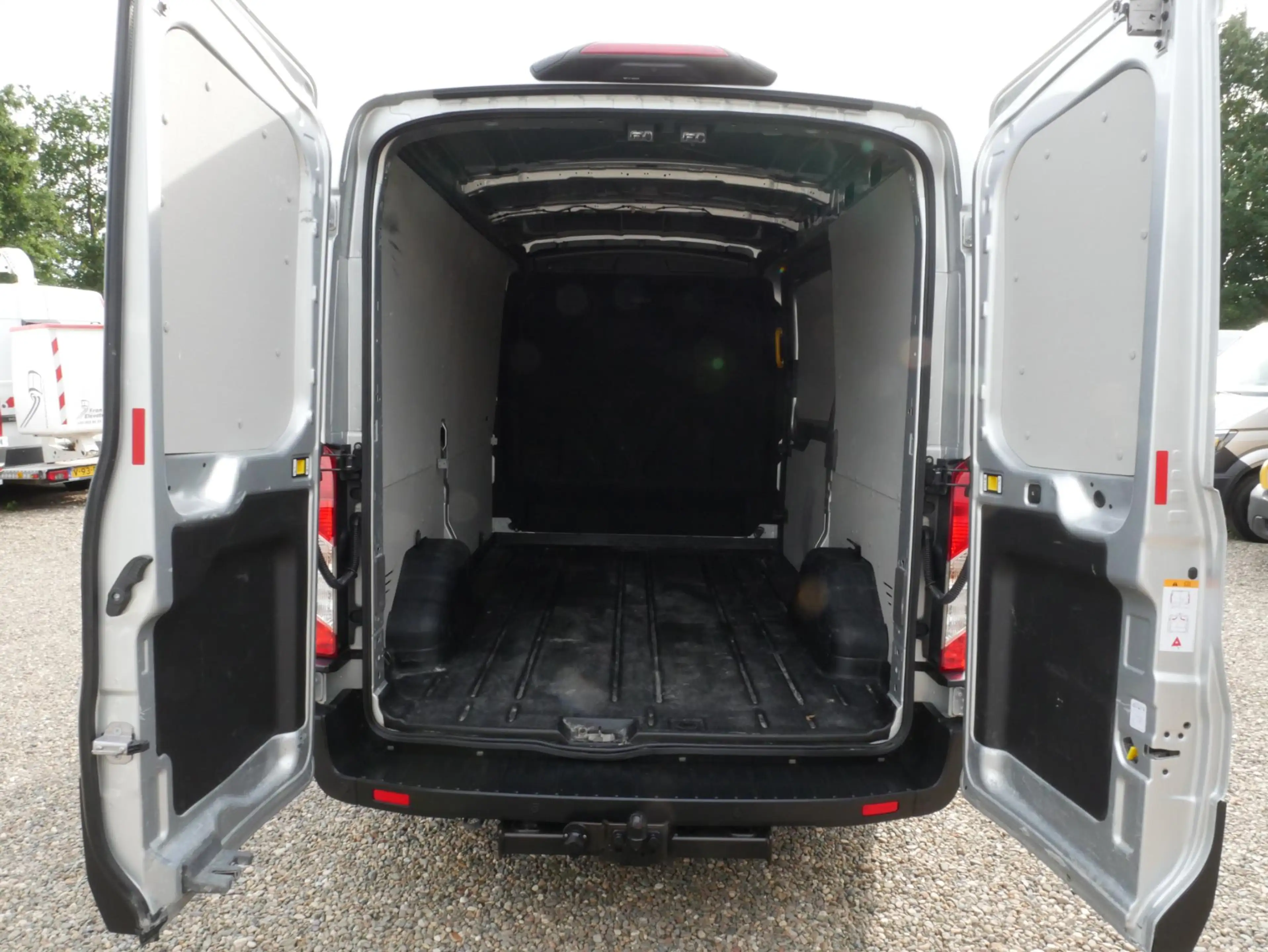Ford Transit 2.0 TDCI 130PK L2H2 Airco Camera Trekhaak — photo 10