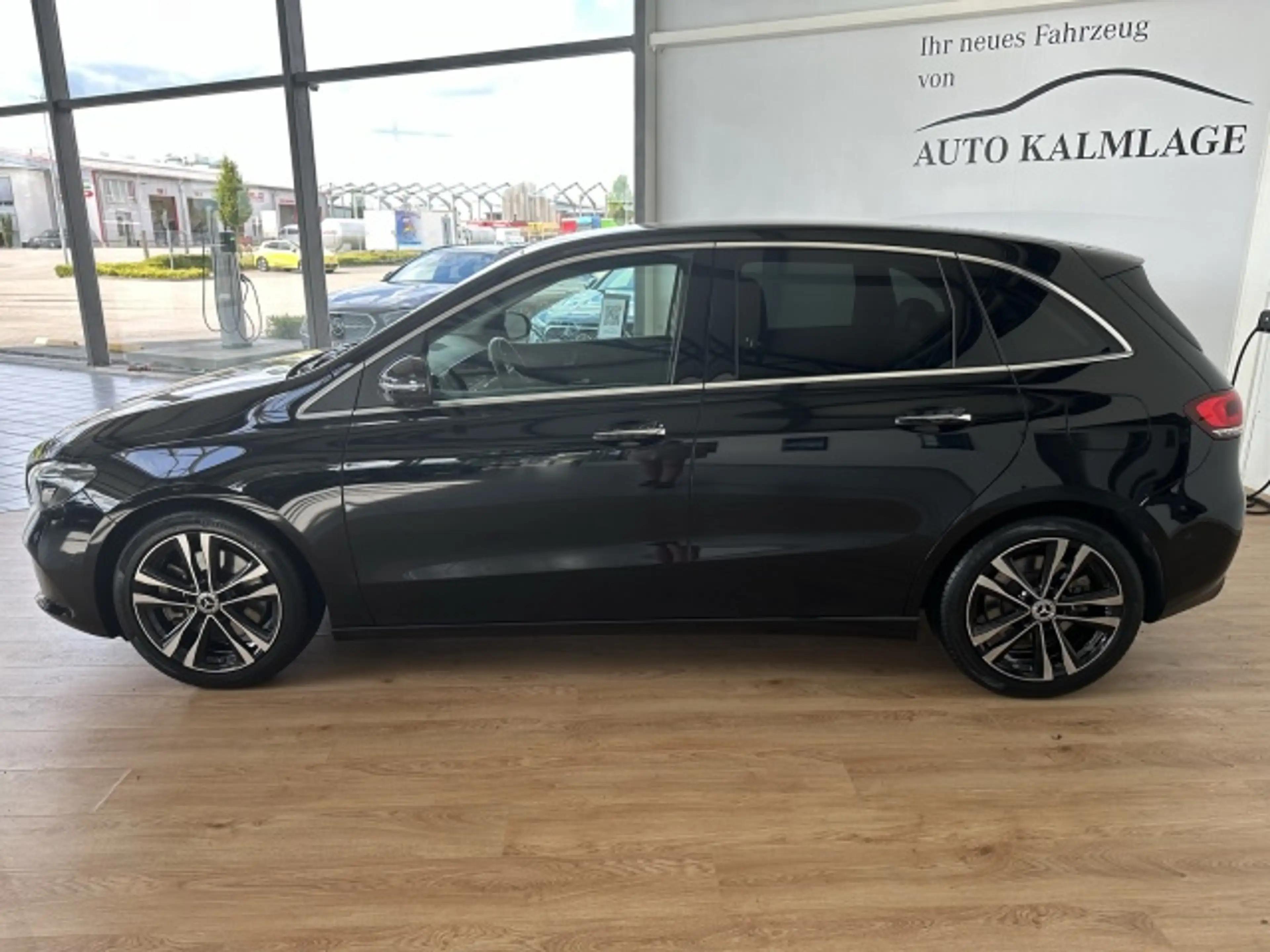 Mercedes-Benz B 250 B 250 Progressive STANDHEIZUNG+KEYLESS+360° Klima — photo 3