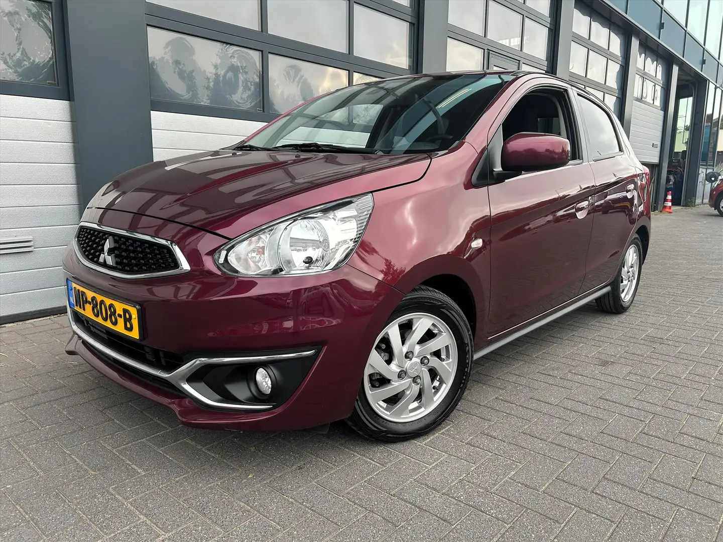 Mitsubishi Space Star 1.0 MPI 71pk, Airco, Elek. Ramen, LMV Rood - 1