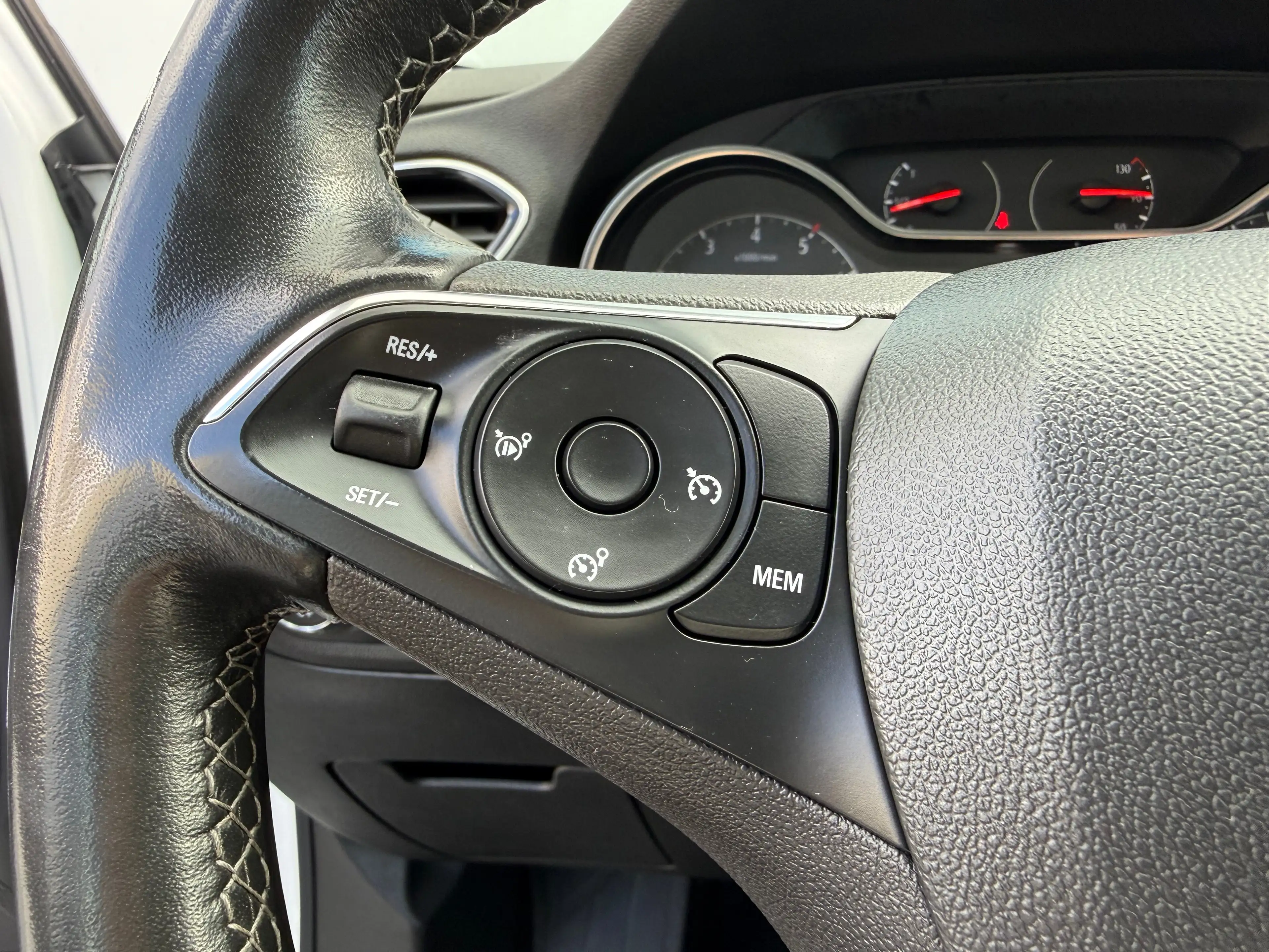 Opel Grandland X 1.2 130PK Turbo Business Elegance AUT | CAMERA| PA — photo 17