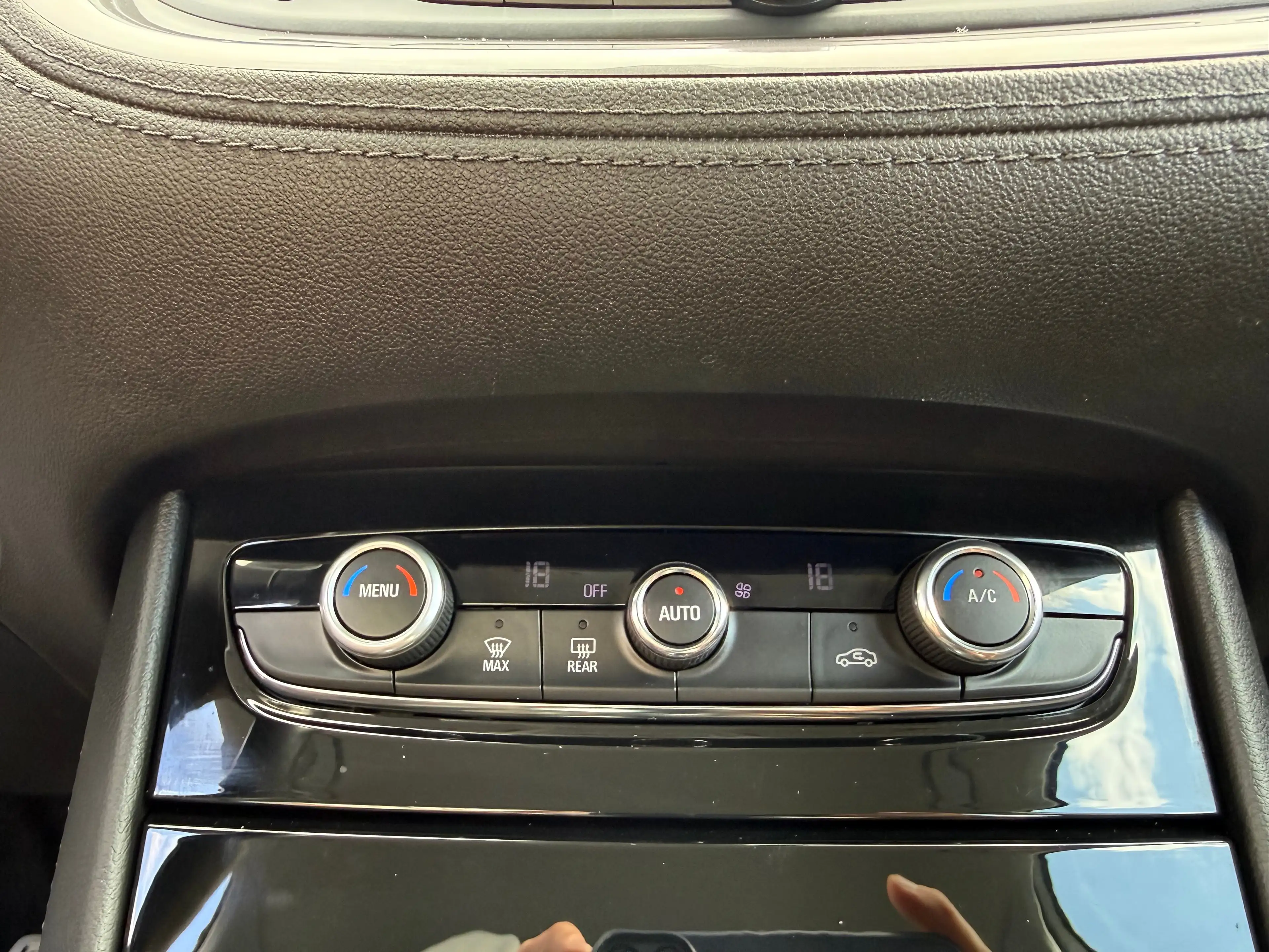 Opel Grandland X 1.2 130PK Turbo Business Elegance AUT | CAMERA| PA — photo 25