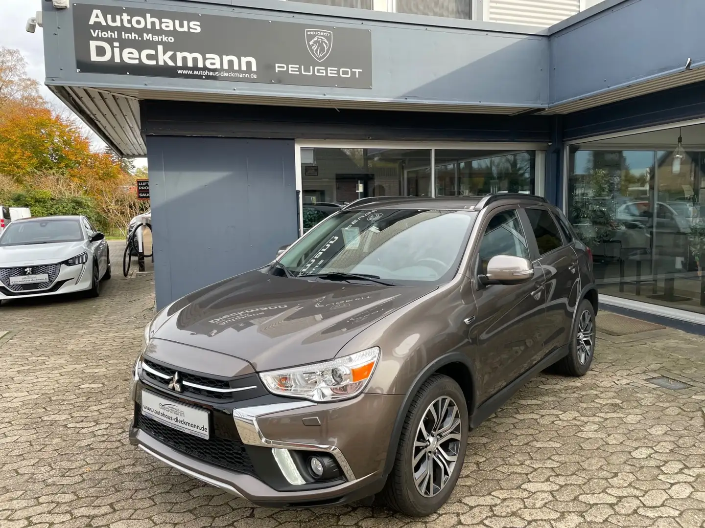 Mitsubishi ASX 1.6 ClearTec 2WD Diamant Edition Maro - 1