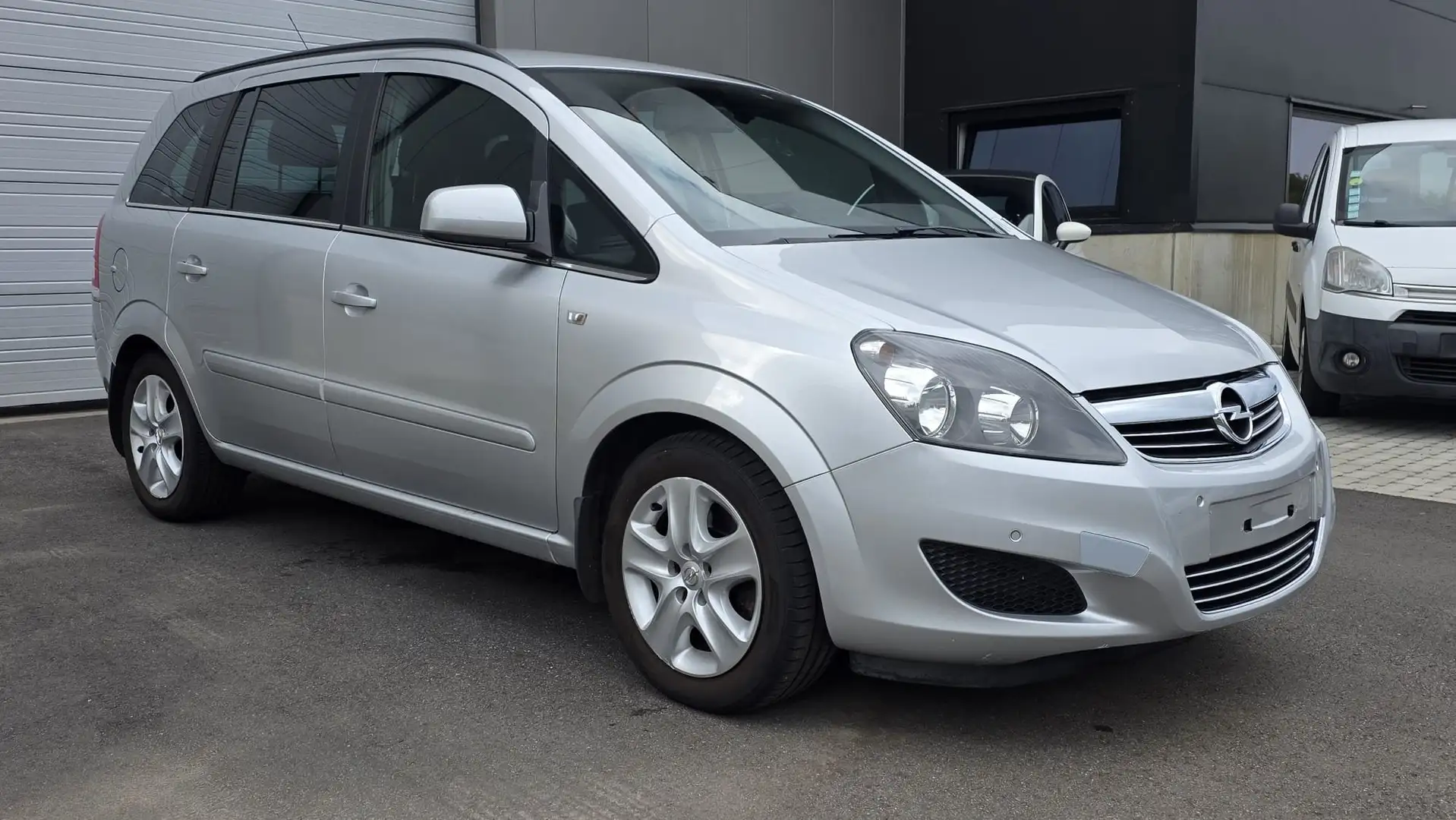 Opel Zafira Zafira 1.7 CDTI ecoFLEX Selection Plateado - 2