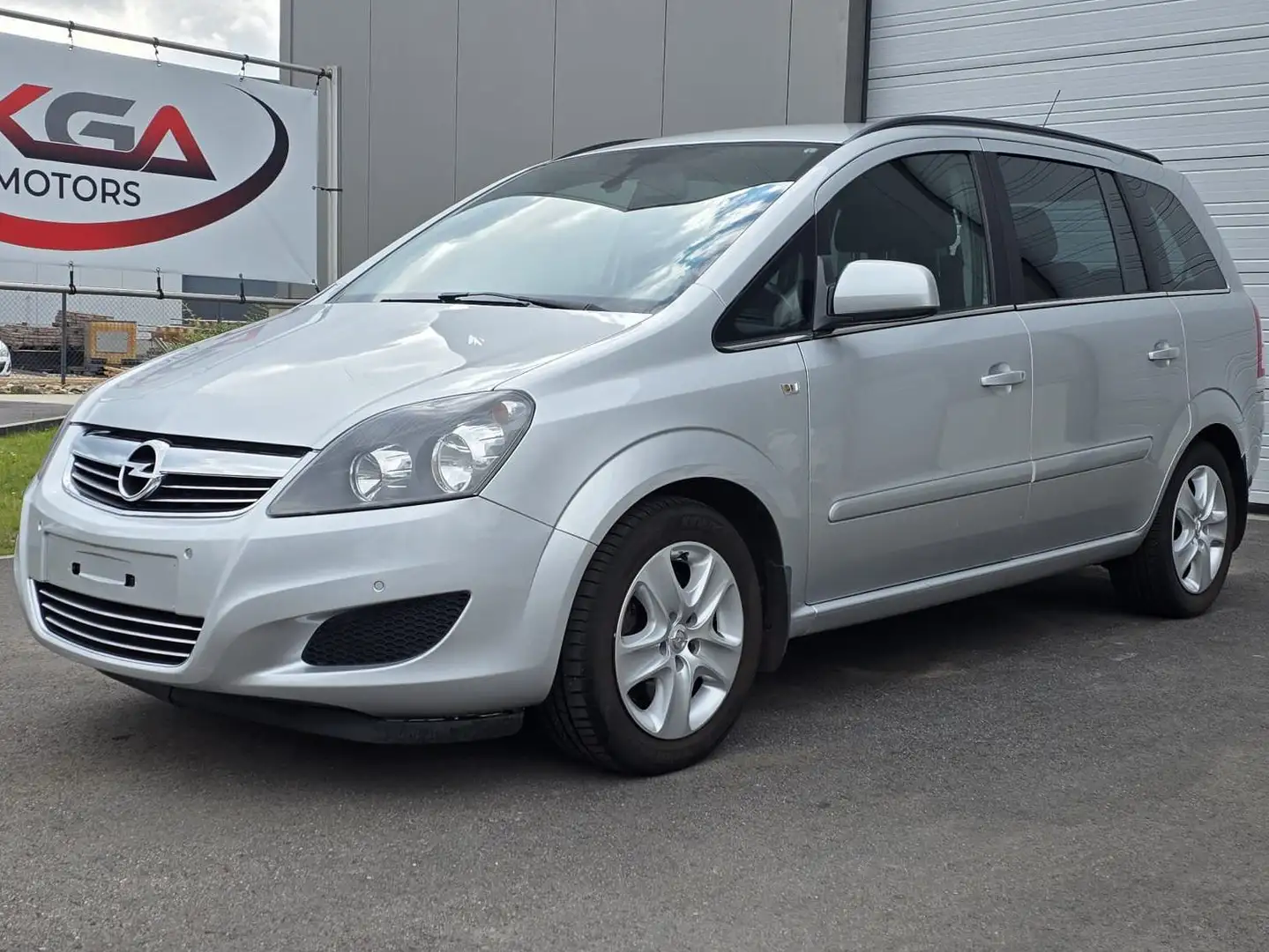 Opel Zafira Zafira 1.7 CDTI ecoFLEX Selection Plateado - 1