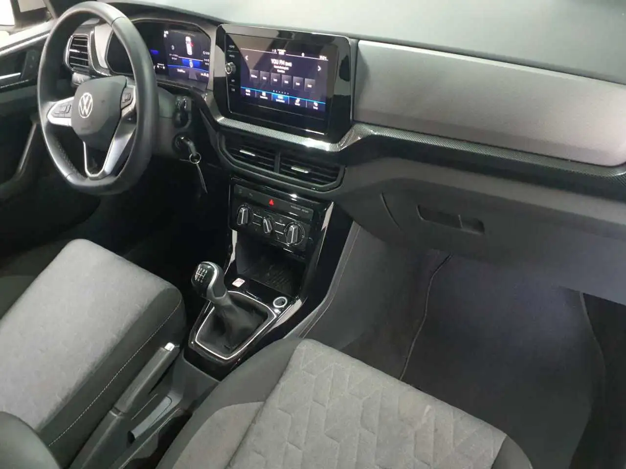 Volkswagen T-Cross T-Cross 1.0 TSI OPF Life SHZ APP PDC LED 11