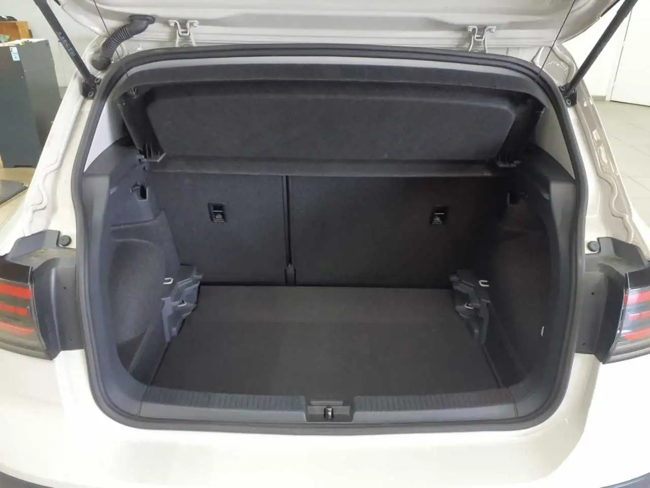 Volkswagen T-Cross T-Cross 1.0 TSI OPF Life SHZ APP PDC LED 8