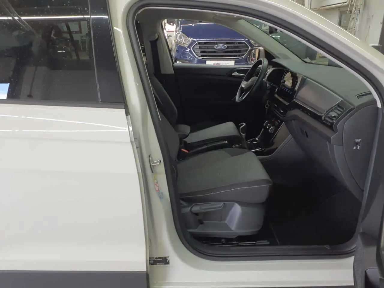 Volkswagen T-Cross T-Cross 1.0 TSI OPF Life SHZ APP PDC LED 10