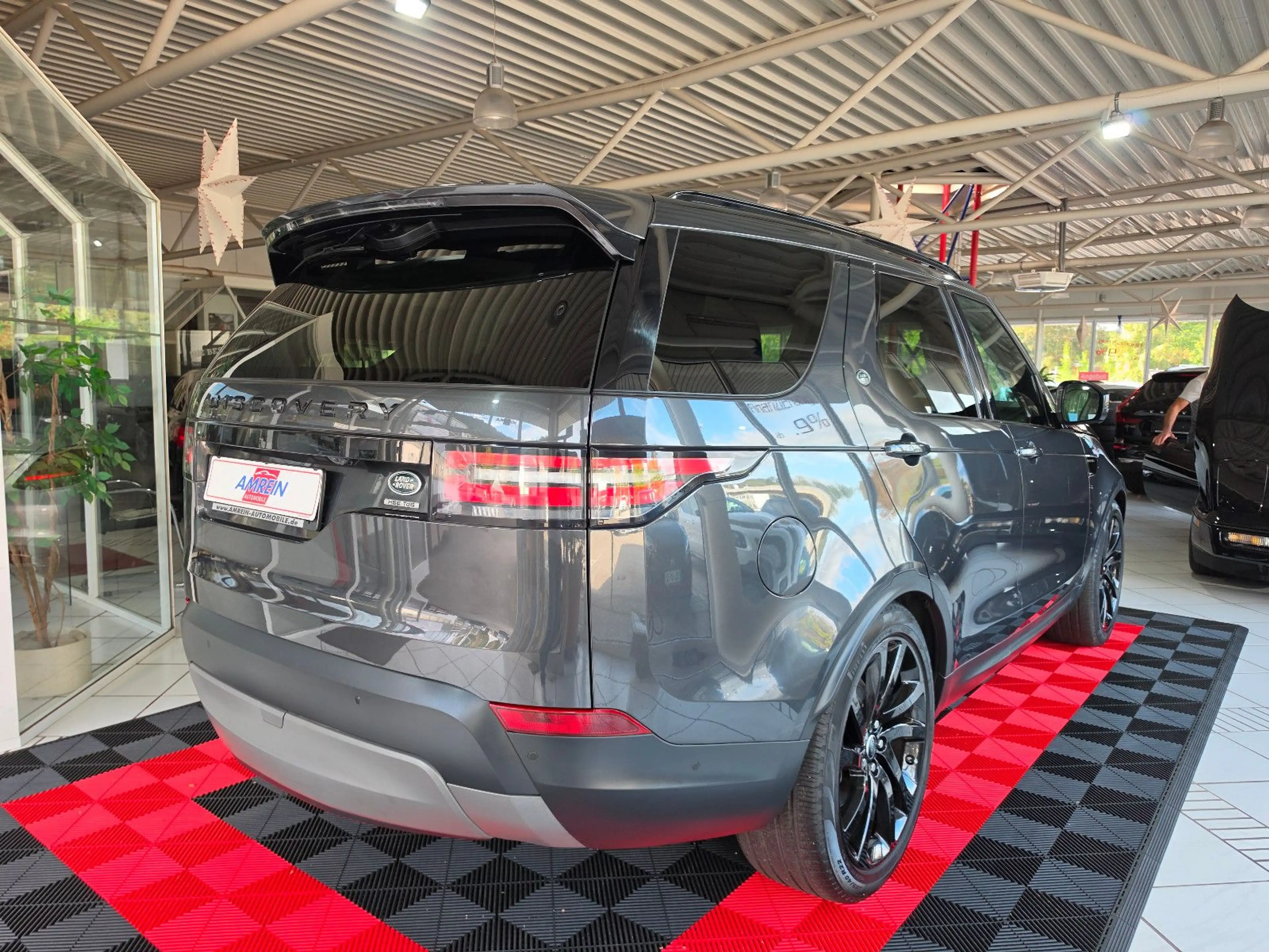 Land Rover Discovery 5 HSE TD6+STANDH.+360°+MERIDIAN+PANO+ — photo 5