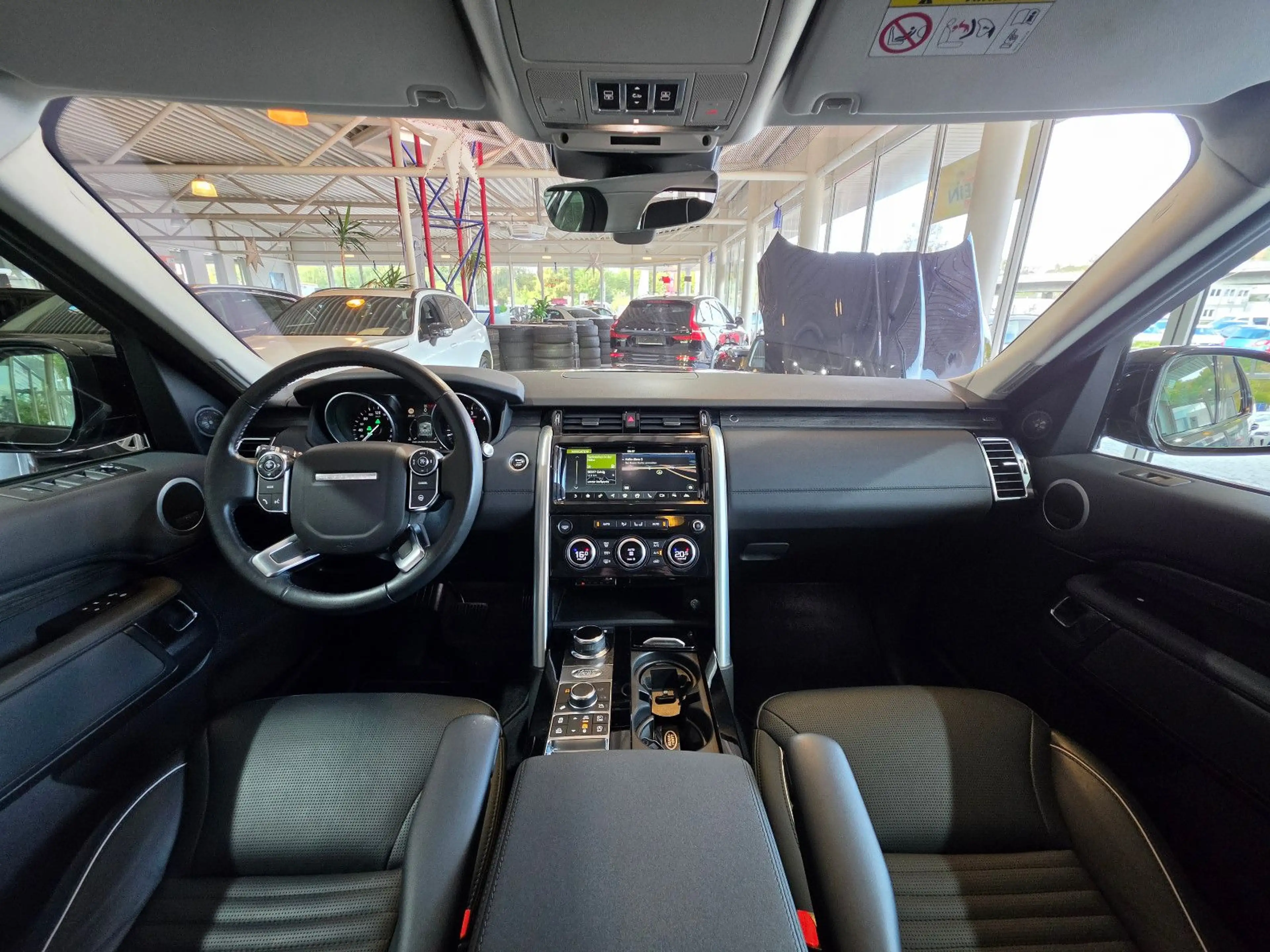 Land Rover Discovery 5 HSE TD6+STANDH.+360°+MERIDIAN+PANO+ — photo 4