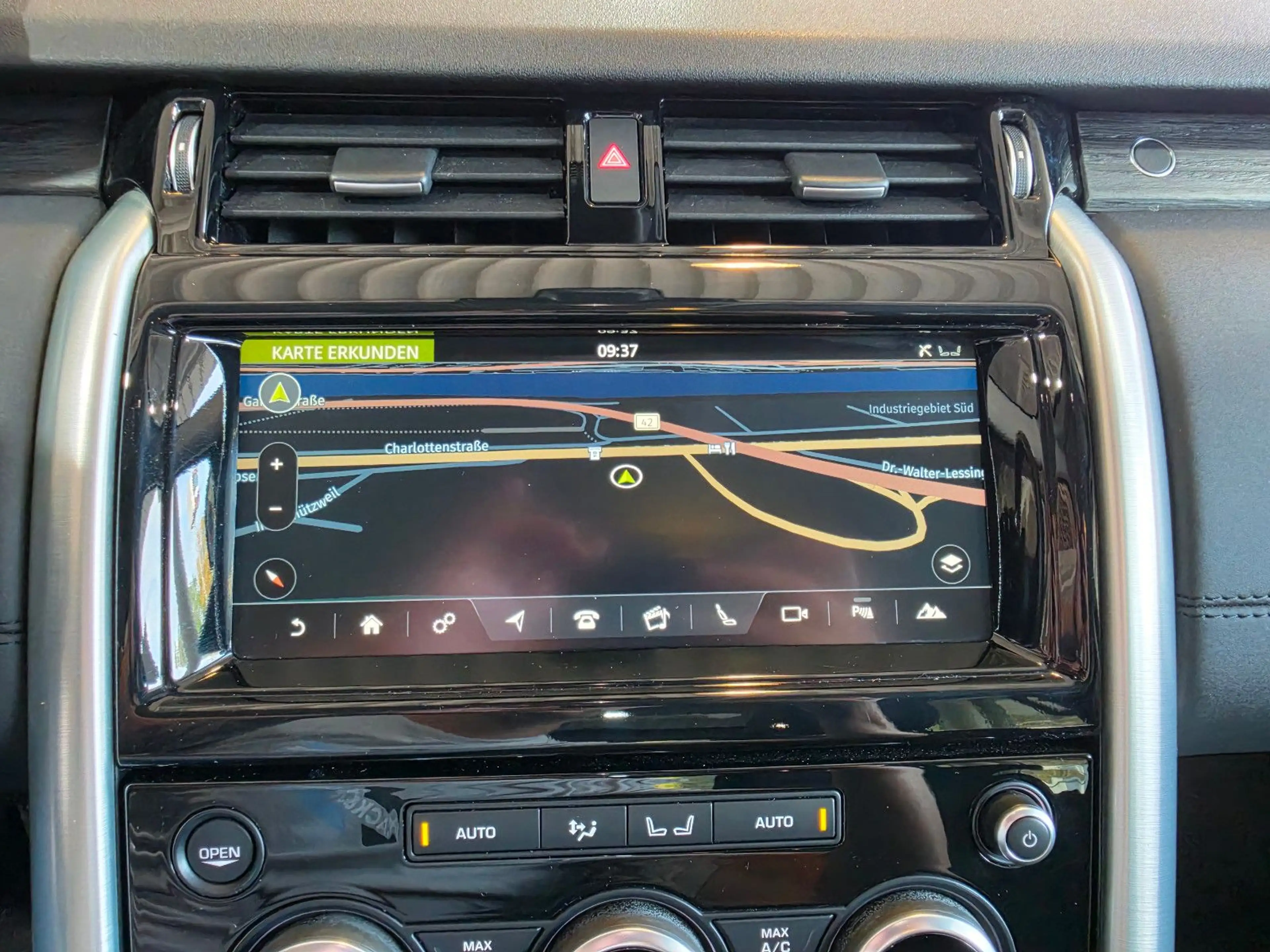 Land Rover Discovery 5 HSE TD6+STANDH.+360°+MERIDIAN+PANO+ — photo 12