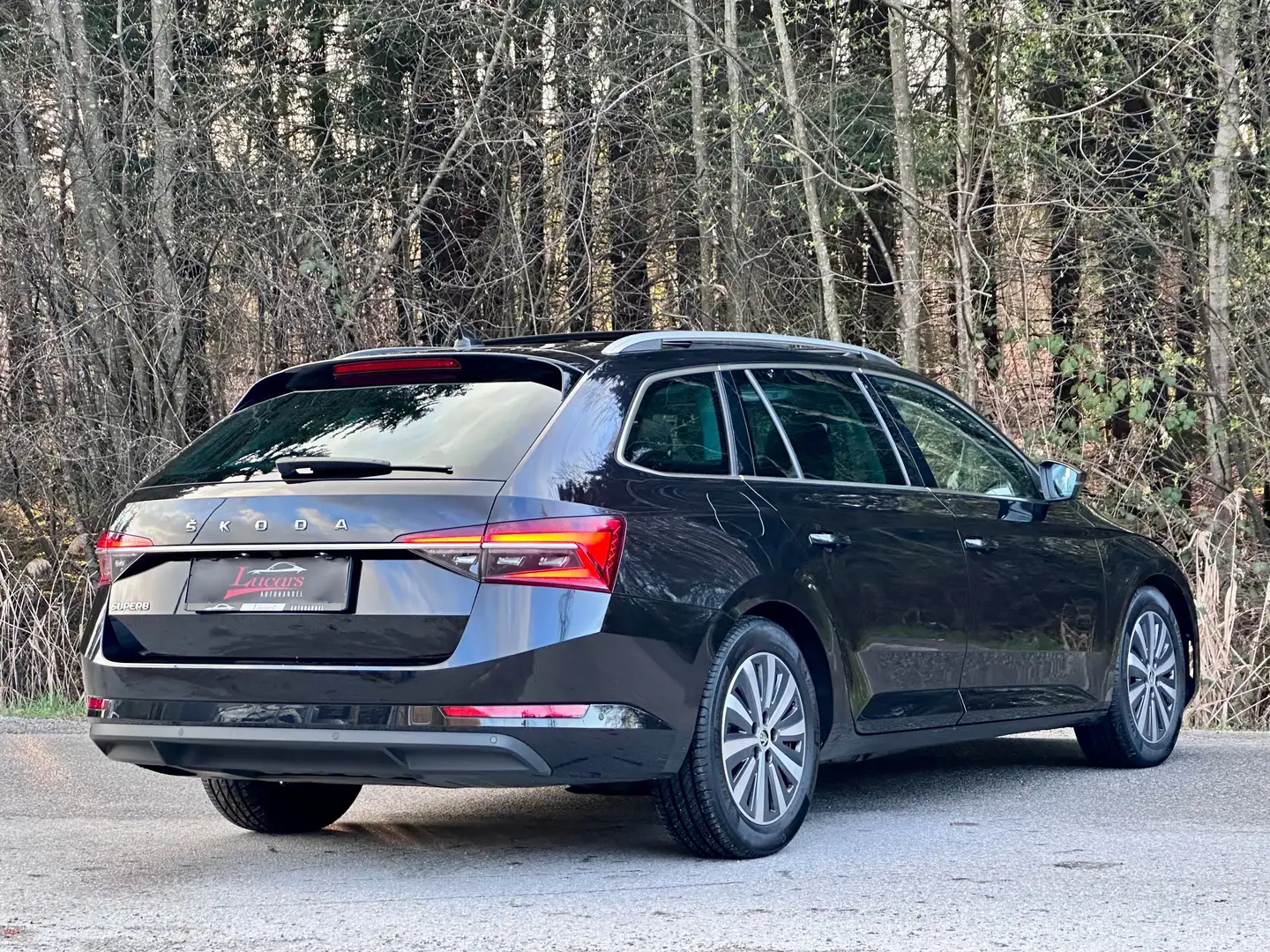 Skoda Superb Style 2.0 TDI Aut. ACC*PANO*DIGITAL T*1BESITZ  Schwarz - 2