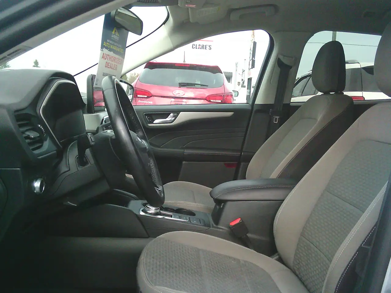Ford Escape снимка Ford Escape