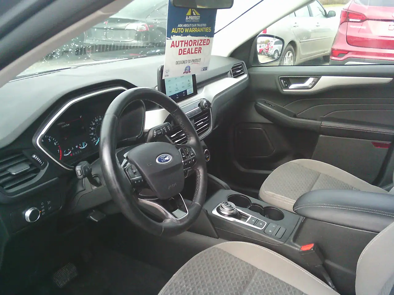 Ford Escape снимка Ford Escape