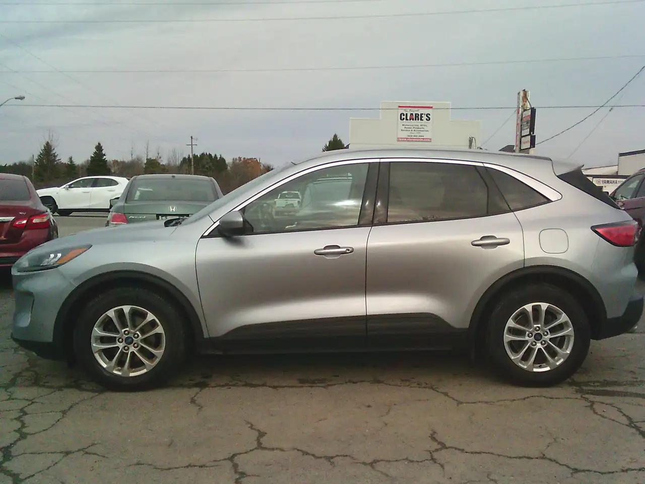 Ford Escape снимка Ford Escape