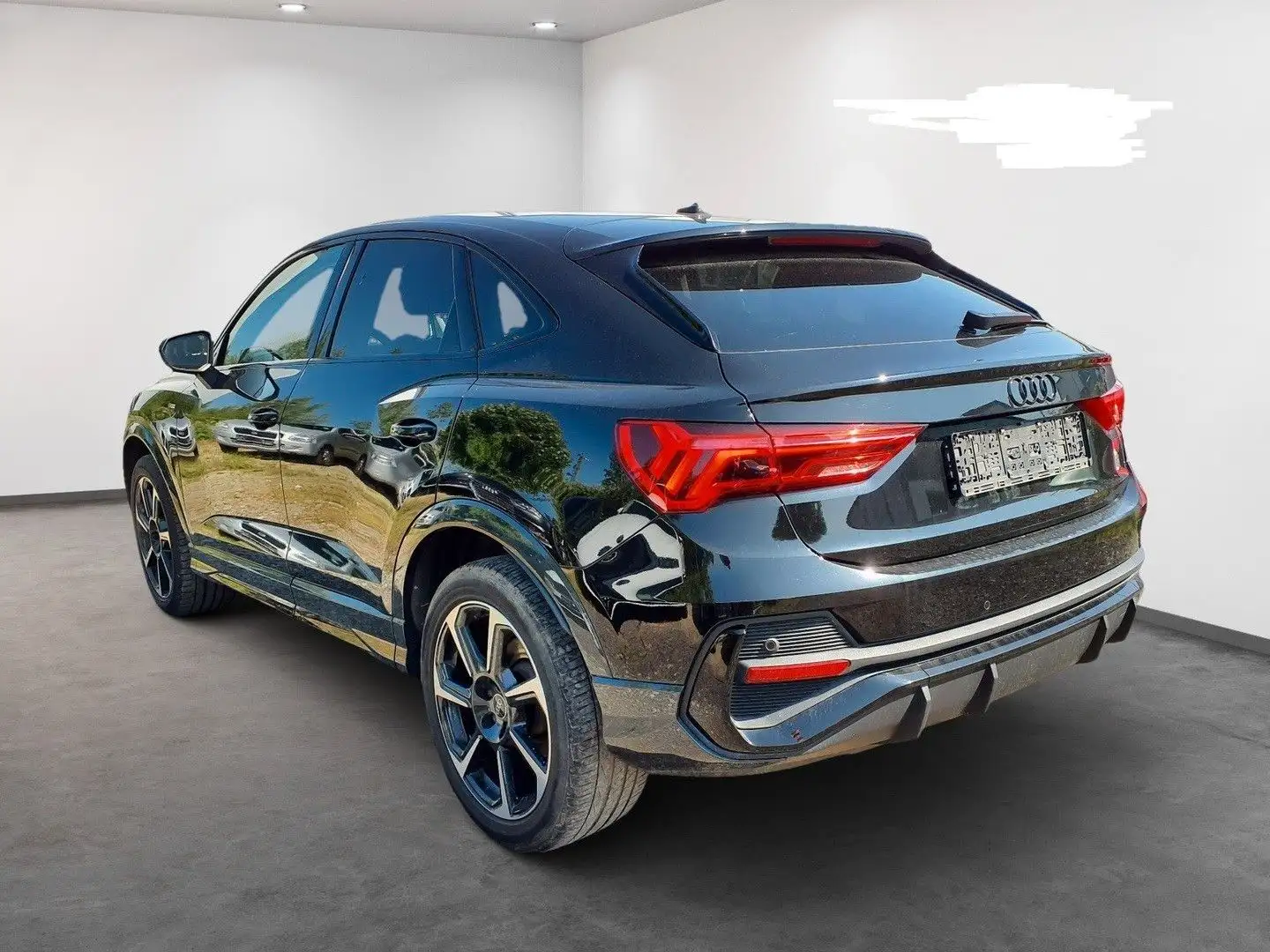 Audi Q3 Sportback 35 TDI S line OPTIK-BLACK+/ROTOR-19 Noir - 2