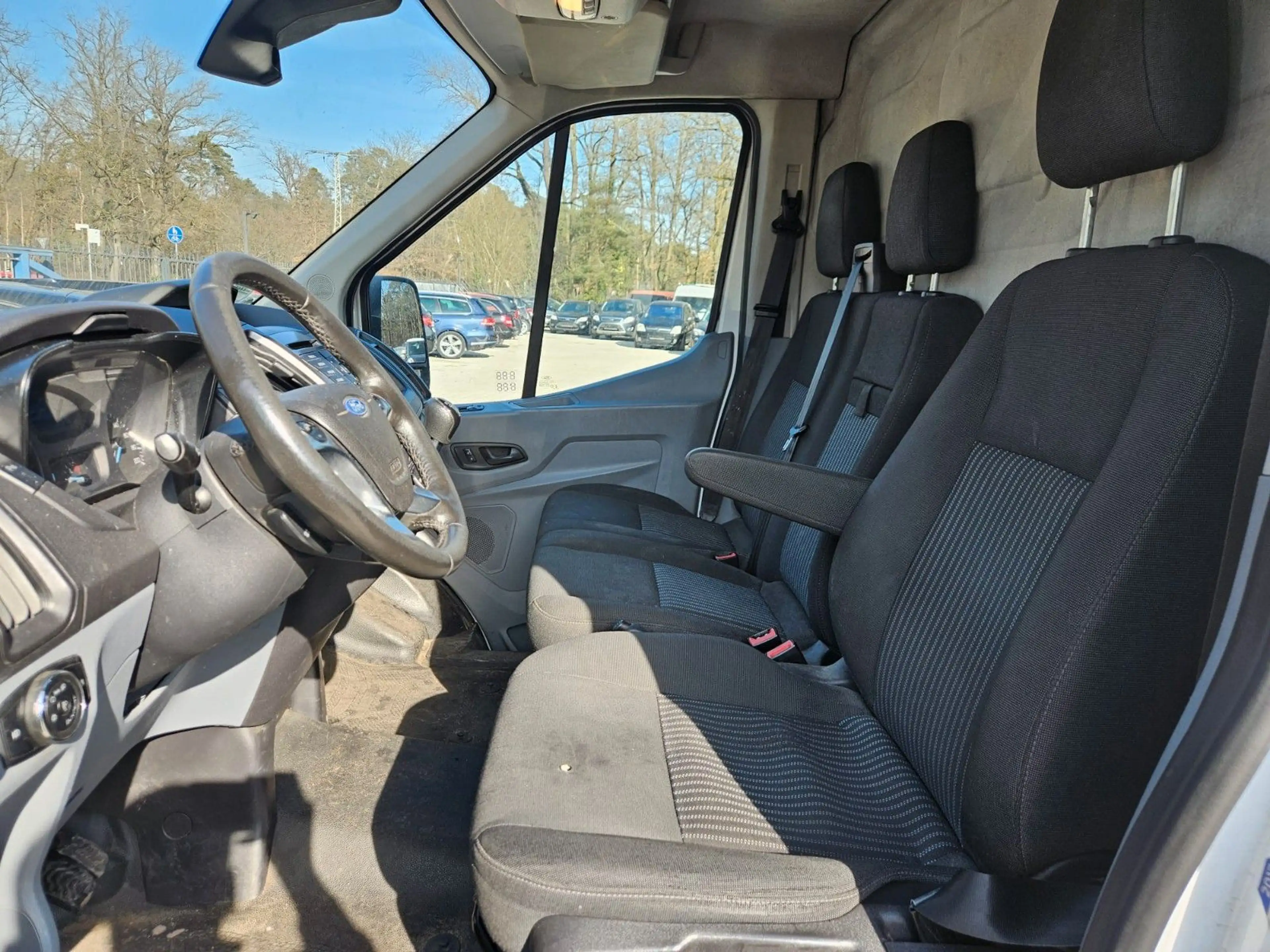 Ford Transit Kasten 350 L4 Trend — photo 14